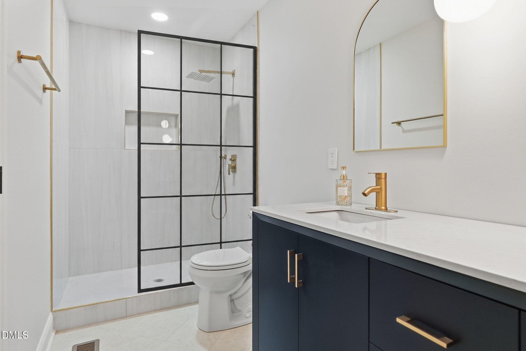 3812 Hollycrest Court-36 Shower - 3812 Hollycrest Court, Raleigh, NC 27612