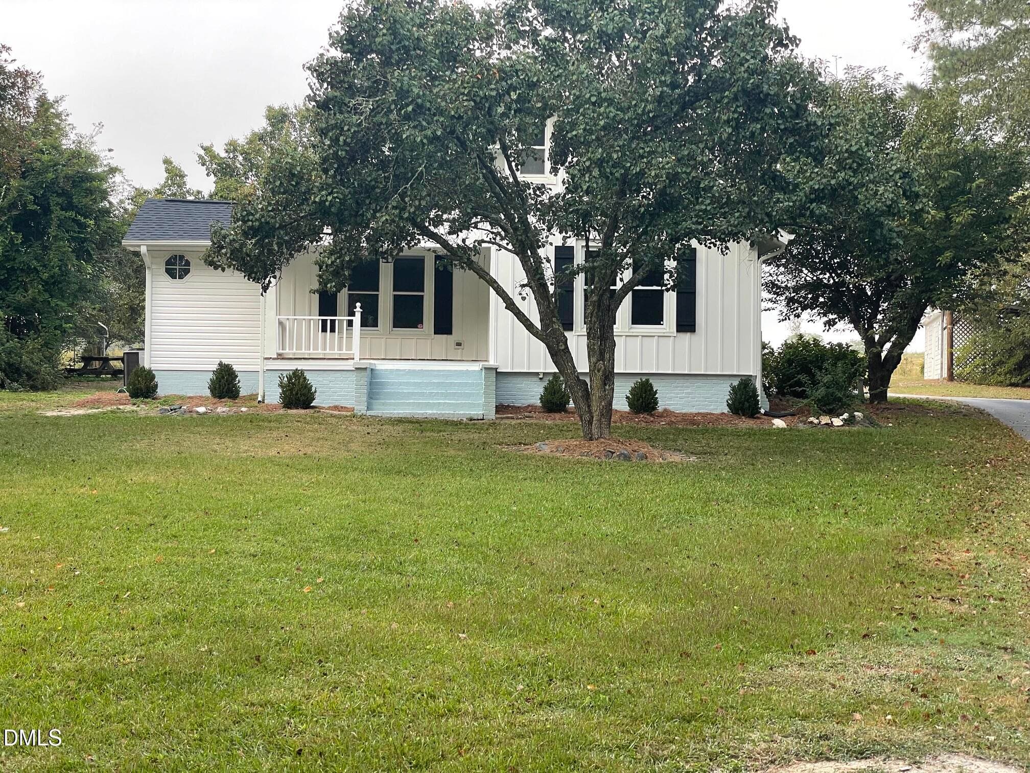 IMG_3263 - 434 S Raleigh Street, Angier, NC 27501