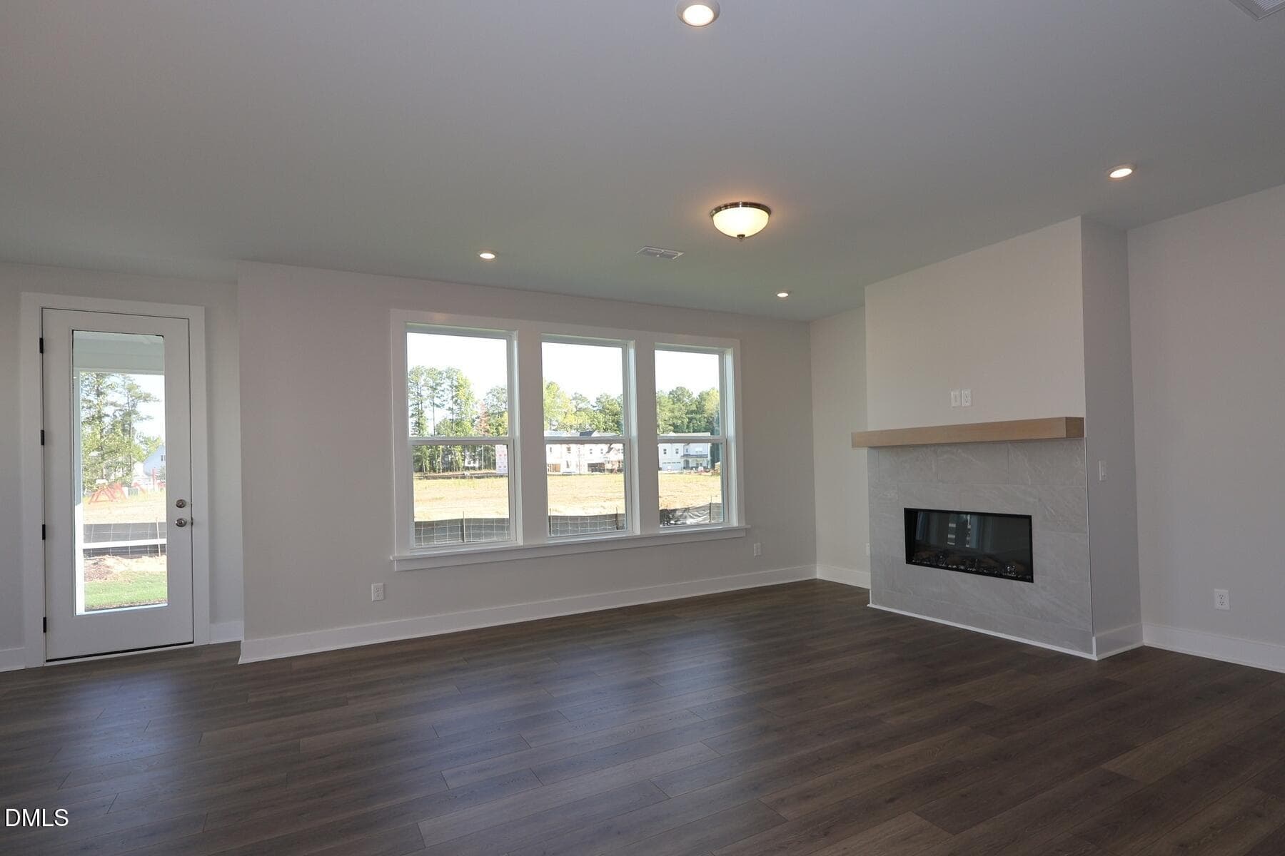 [L40_z012]none12 - 2478 Vetrina Way, Apex, NC 27502
