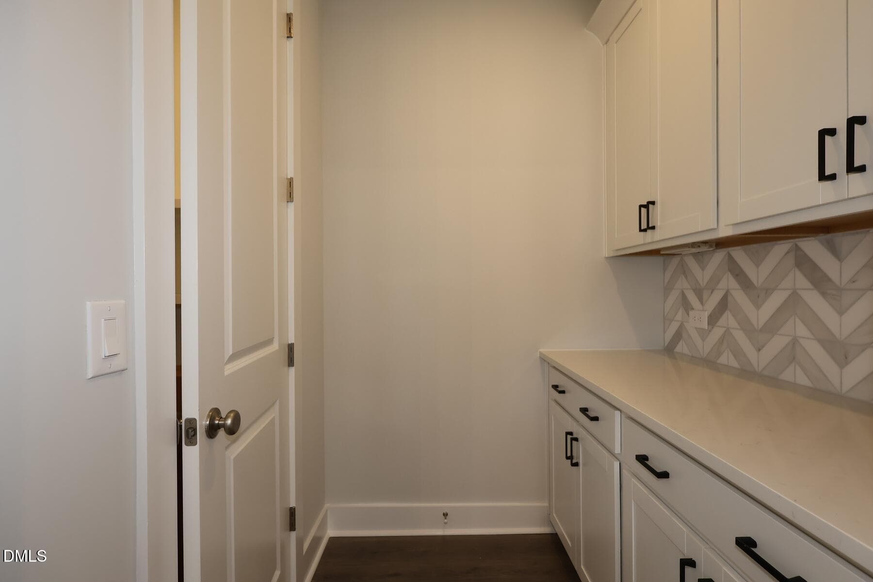 [L40_z016]none16 - 2478 Vetrina Way, Apex, NC 27502