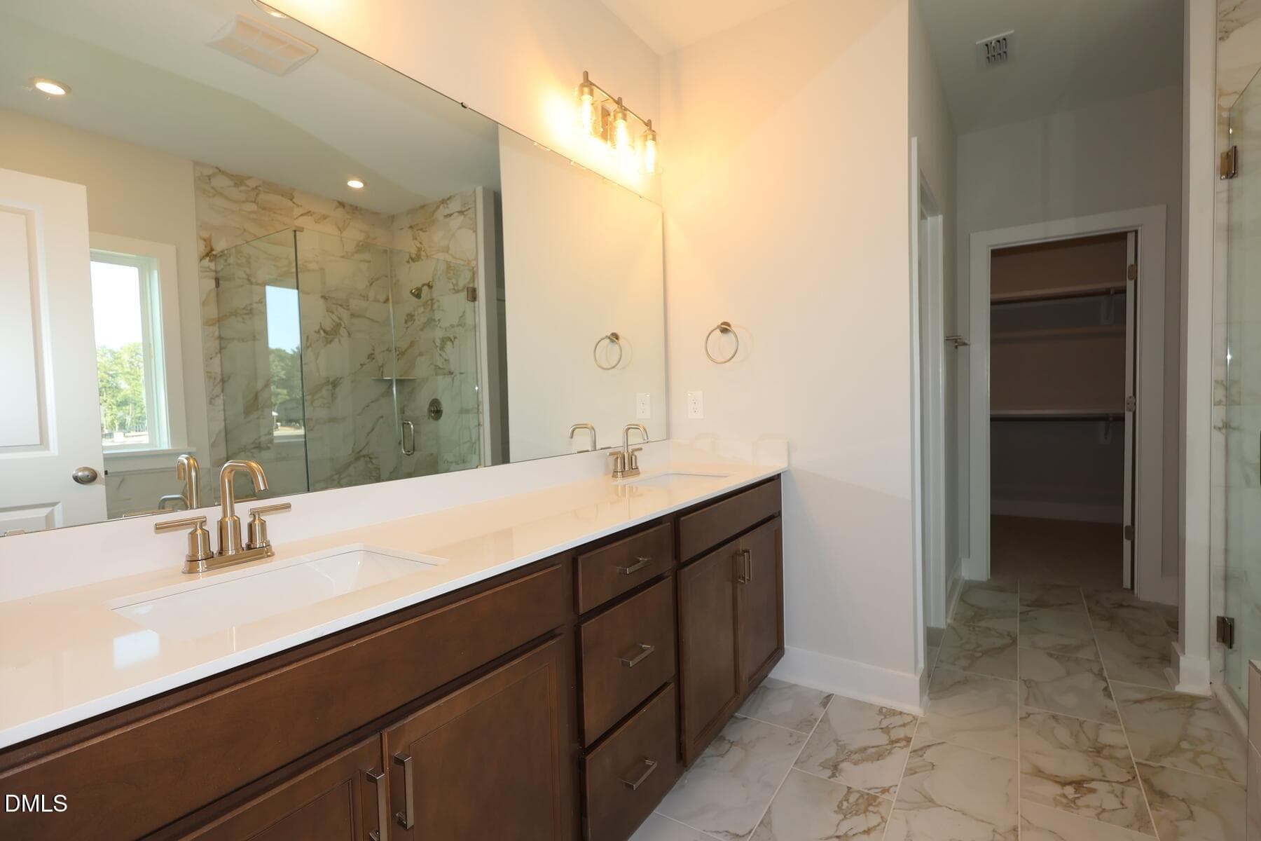 [L40_z022]none22 - 2478 Vetrina Way, Apex, NC 27502
