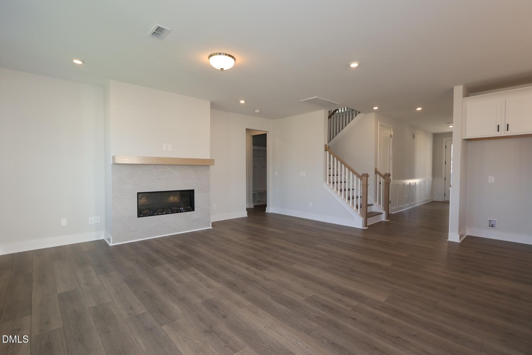 [L40_z023]none23 - 2478 Vetrina Way, Apex, NC 27502