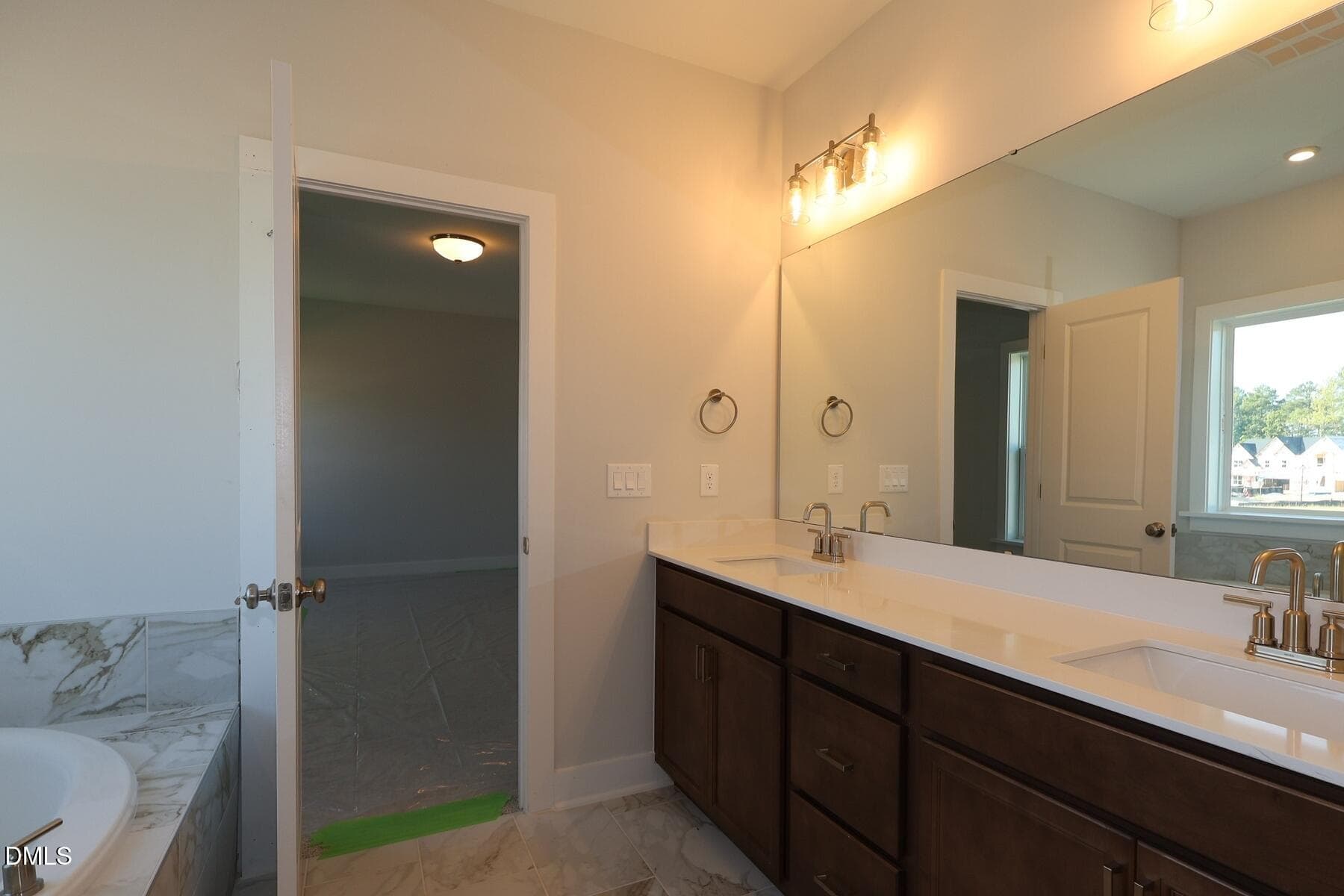 [L40_z026]none26 - 2478 Vetrina Way, Apex, NC 27502