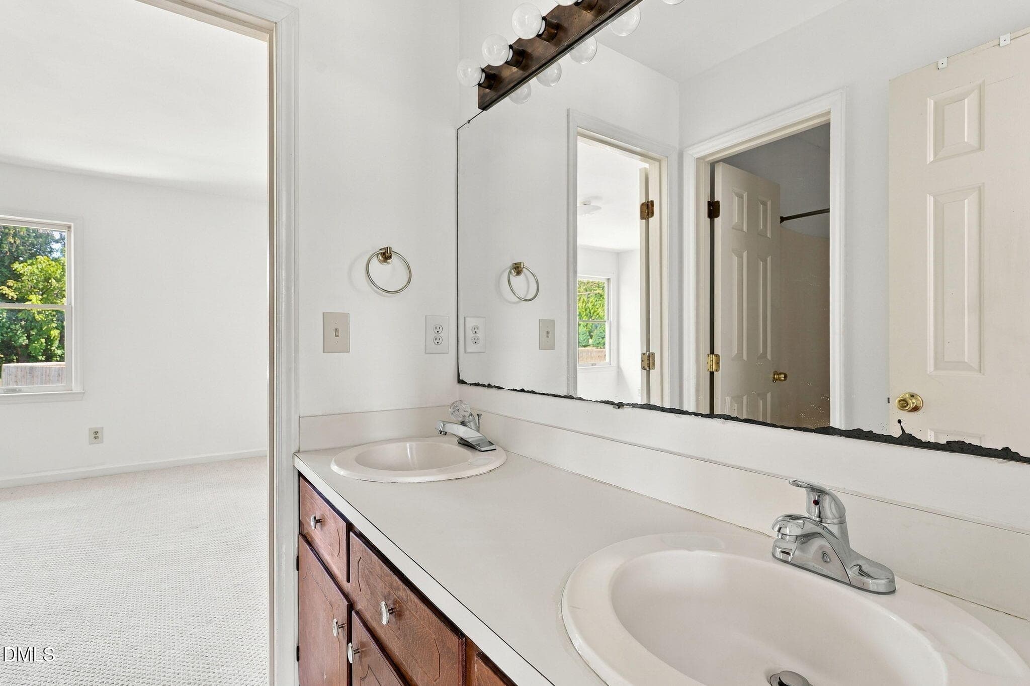 upstairs bathroom (2) - 1812 Orange Grove Road 101, Hillsborough, NC 27278, Hillsborough
