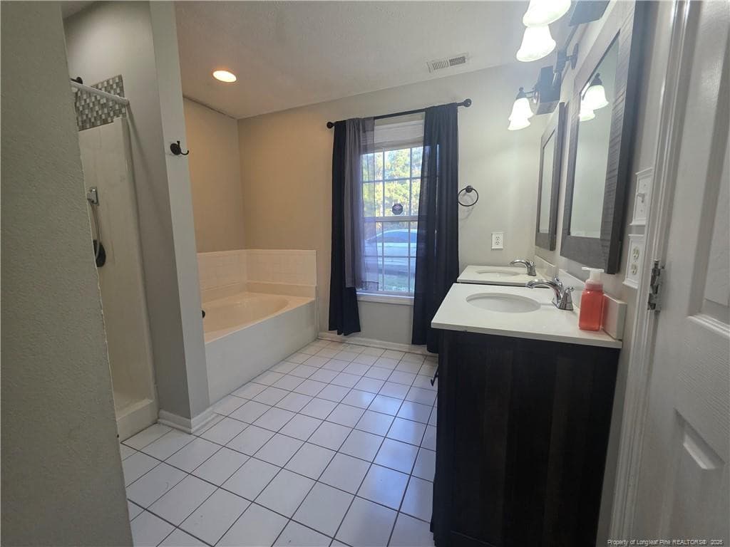 Photo 13 - 817 Hobson Road, Raeford, NC 28376