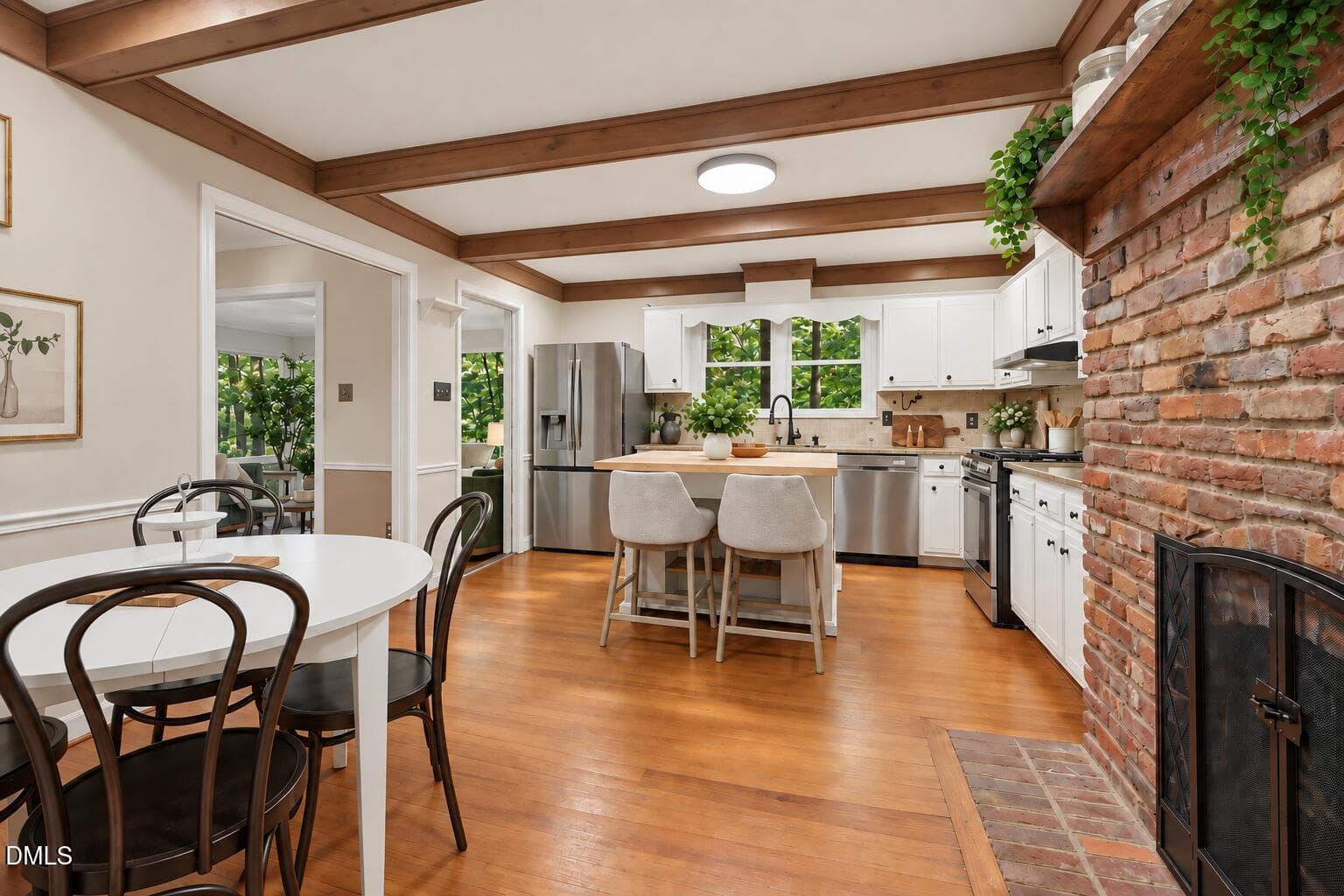 kitchen depth - 928 Northbrook Drive, Raleigh, NC 27609