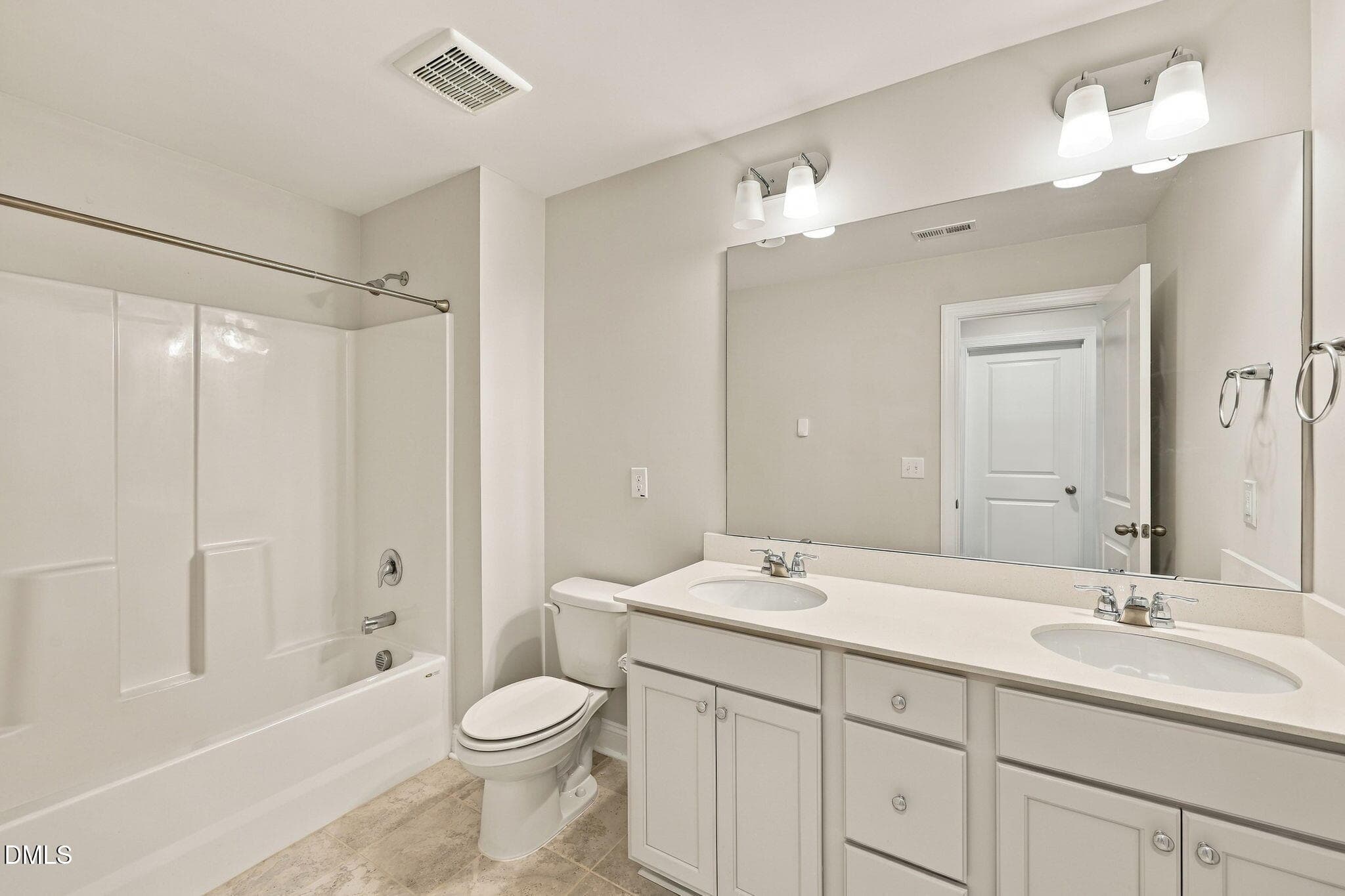 Hall Bathroom - 504 Barrington Row Avenue, Zebulon, NC 27597