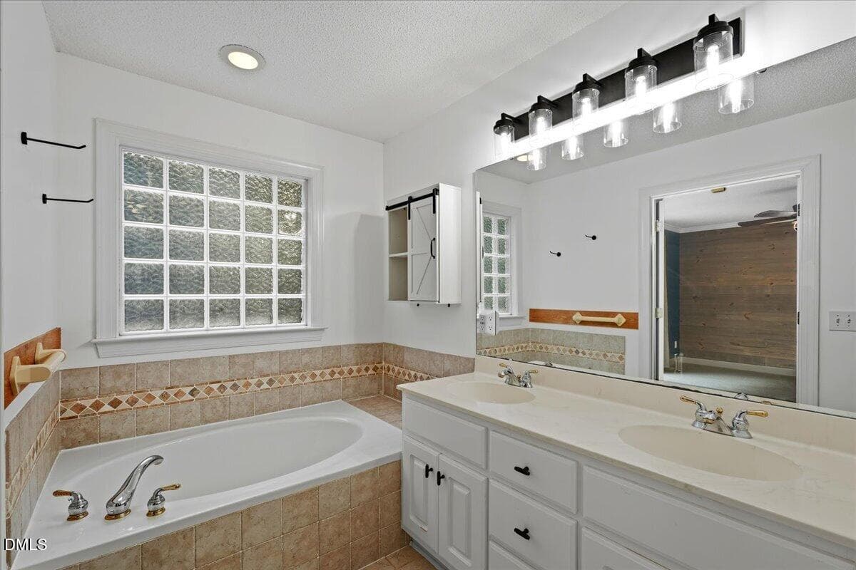 39-137 Redbud Dr-39 - 137 Redbud Drive, Clayton, NC 27520