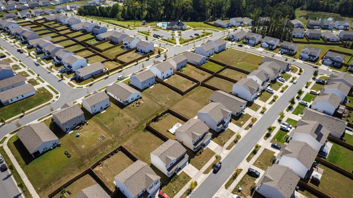 Crested (6).jpg - 1520 Crested Iris Street, Raleigh, NC 27604