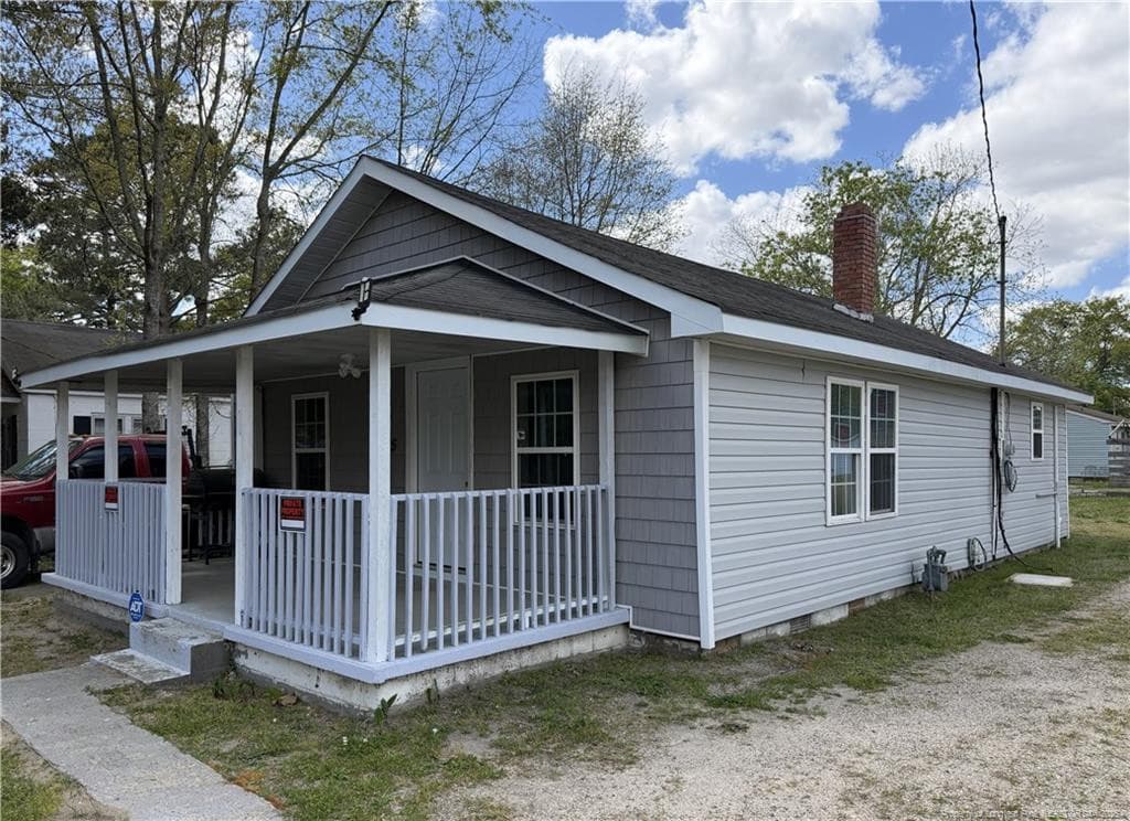 Photo 3 - 515 McInnis Street, Pembroke, NC 28372