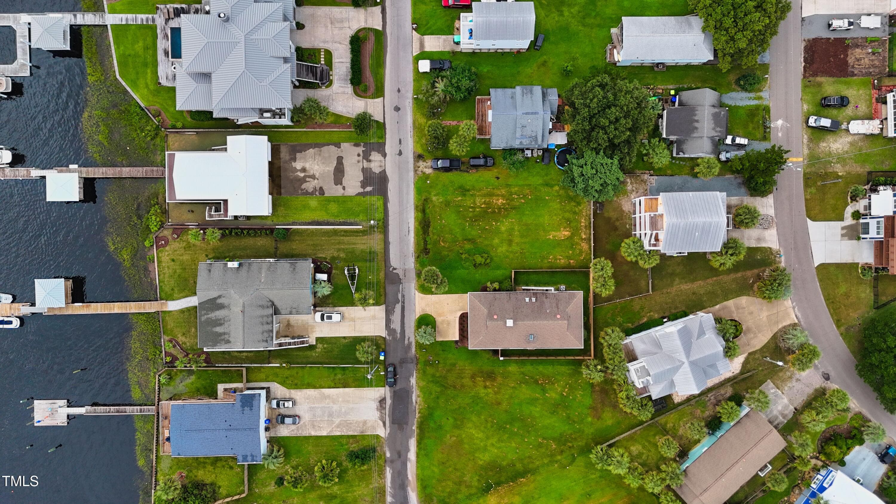Drone 11 - 214 Florida Avenue, Carolina Beach, NC 28428