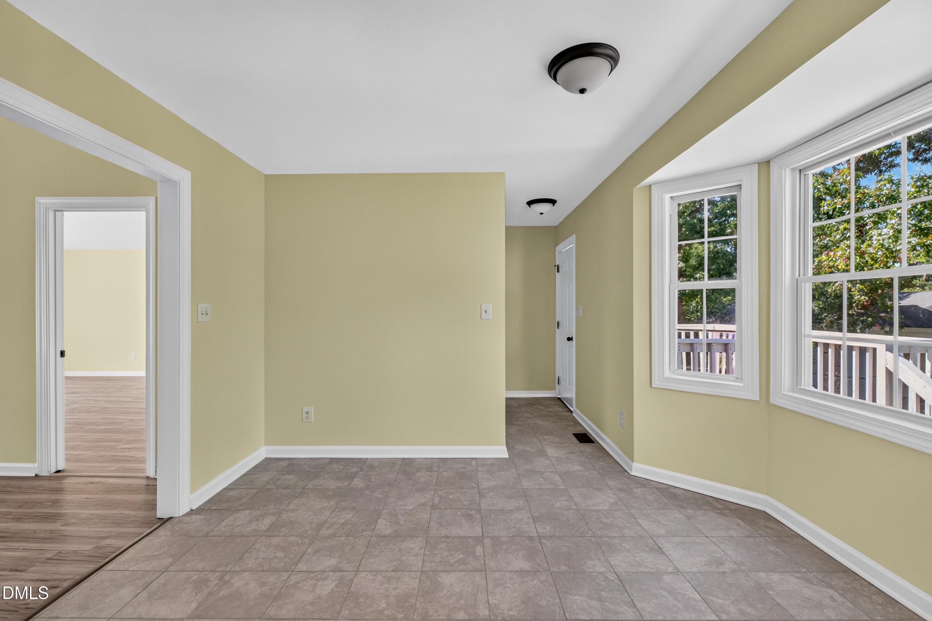 EAT IN KITCHEN AREA - 1415 Mandolin Place, Zebulon, NC 27597