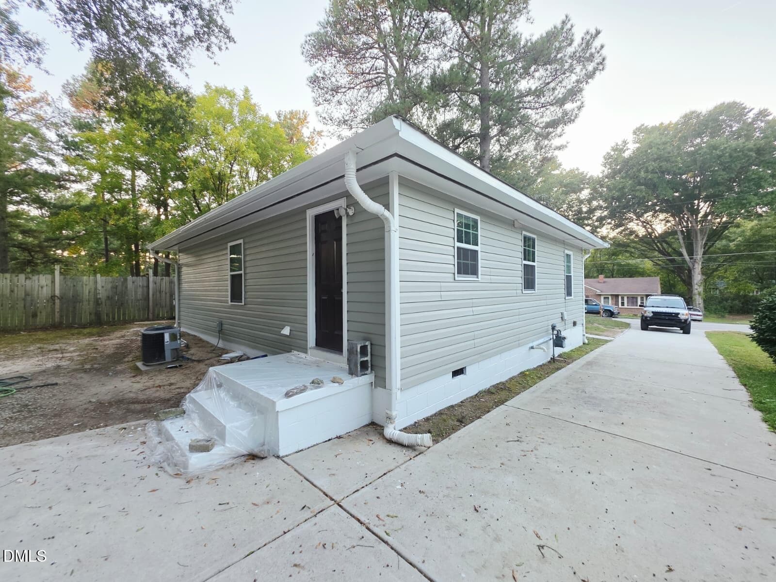 WhatsApp Image 2026-10-01 at 20.42.29 (6 - 118 N Bullock Street, Henderson, NC 27536, Henderson
