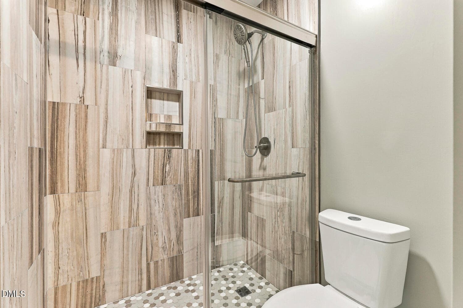 Walk in Shower - 407 Gooseneck Drive B5, Cary, NC 27513, Cary