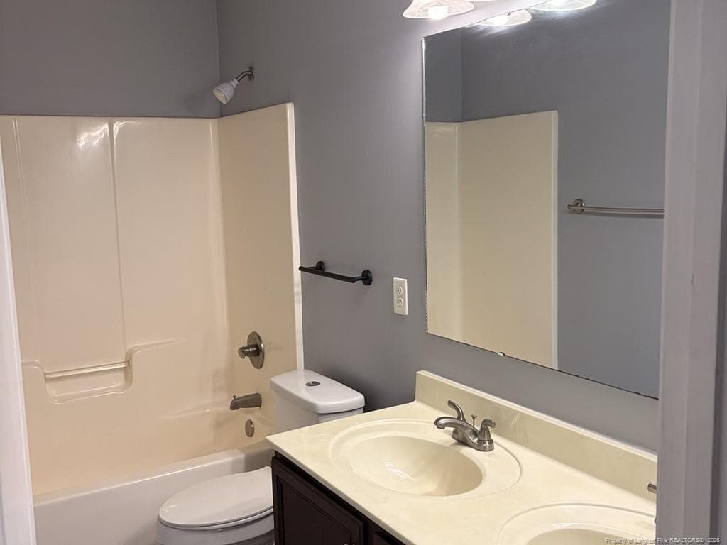 Photo 14 - 505 Collinwood Drive, Raeford, NC 28376
