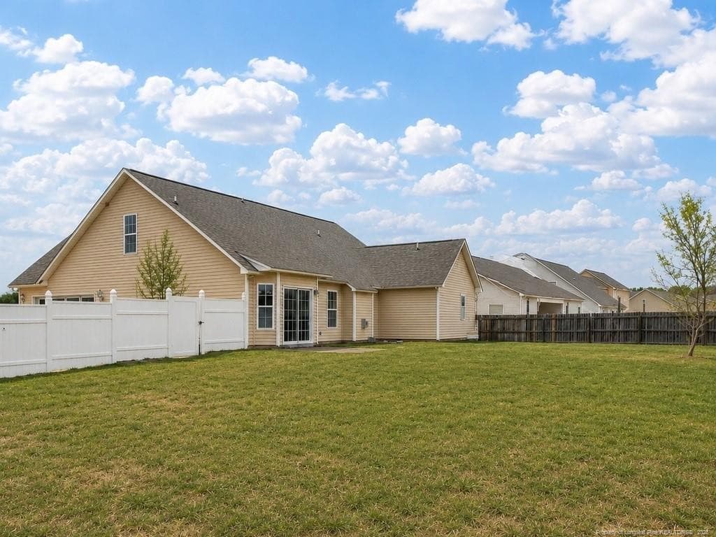 Photo 26 - 505 Collinwood Drive, Raeford, NC 28376