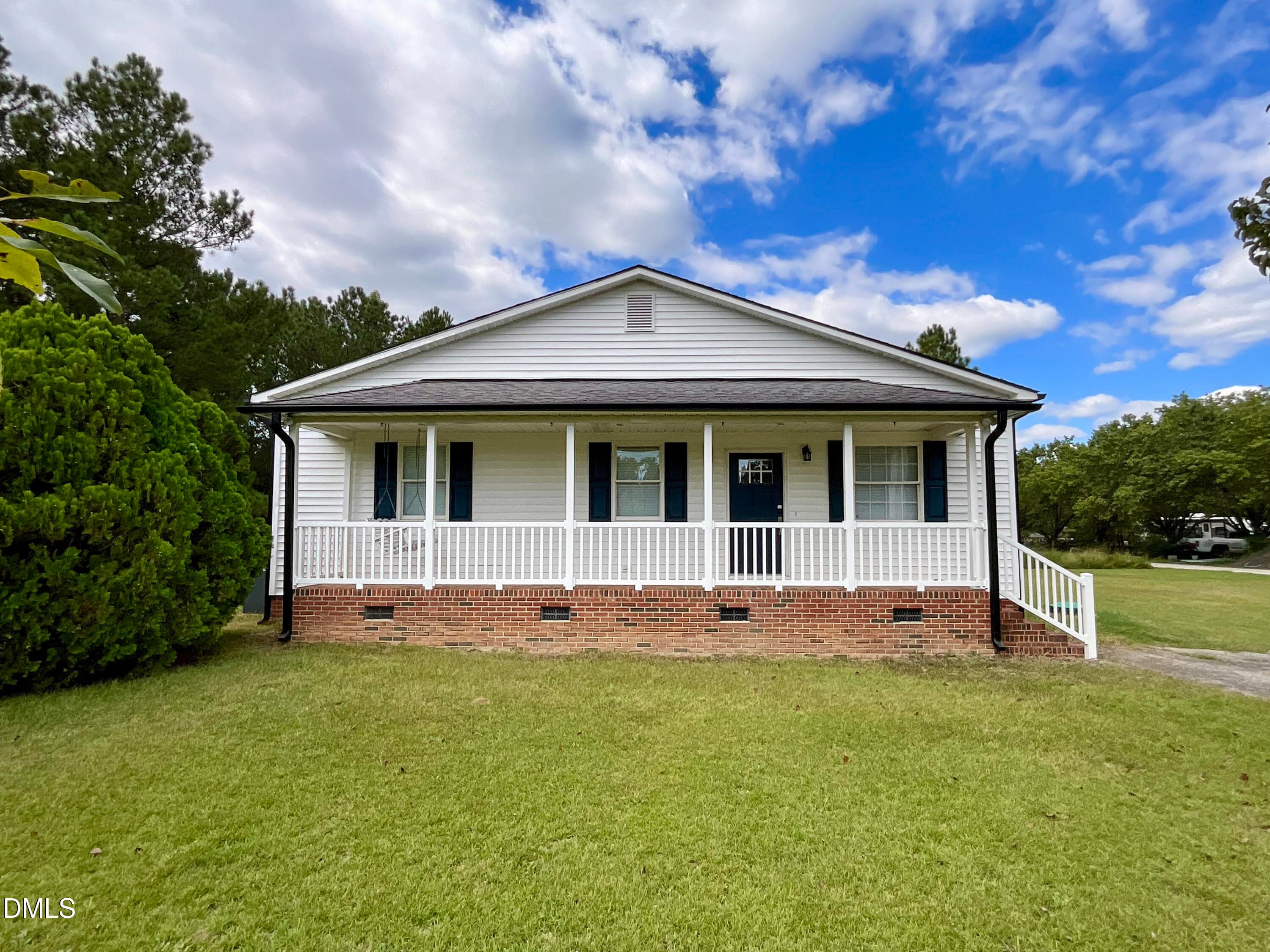 327f Bobbitt Road, Clayton, NC 27520