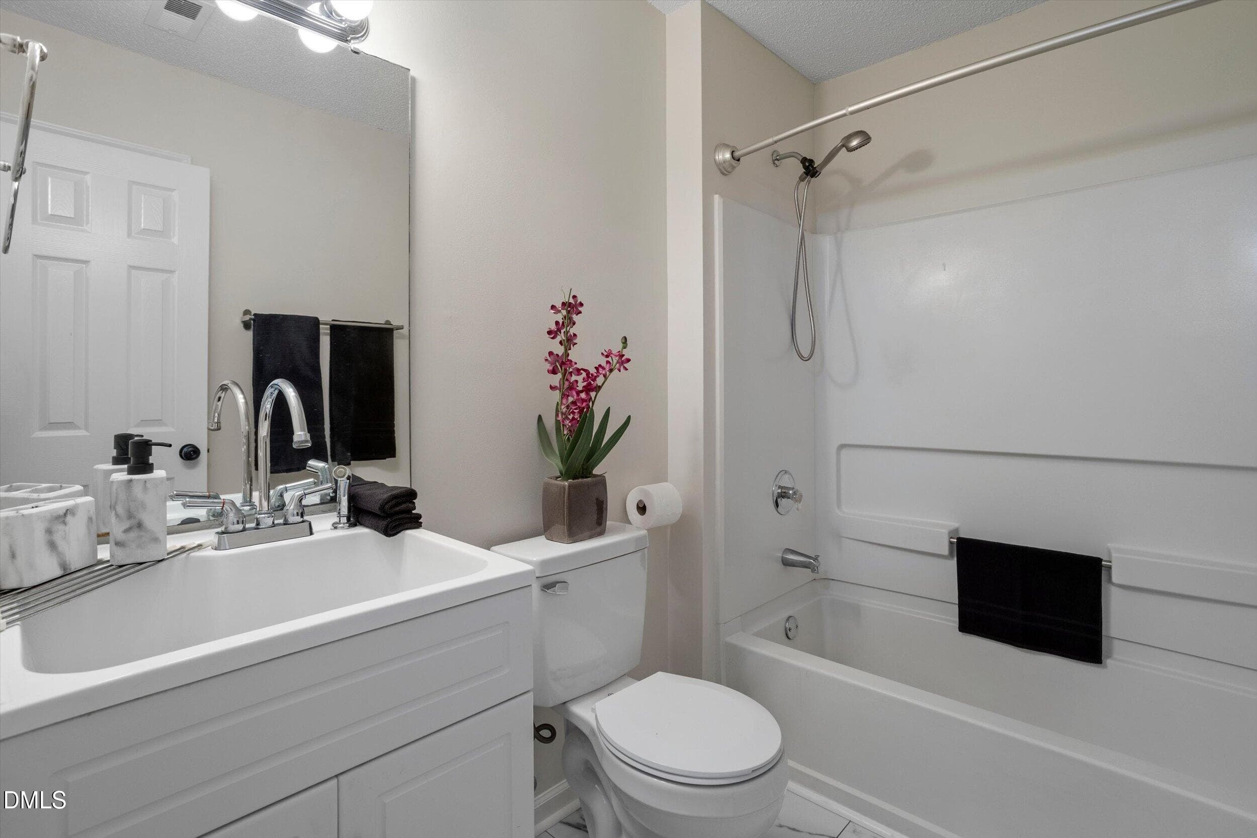 30-4128 Pin Oak Dr_10022026_30 - 4128 Pin Oak Drive, Durham, NC 27707