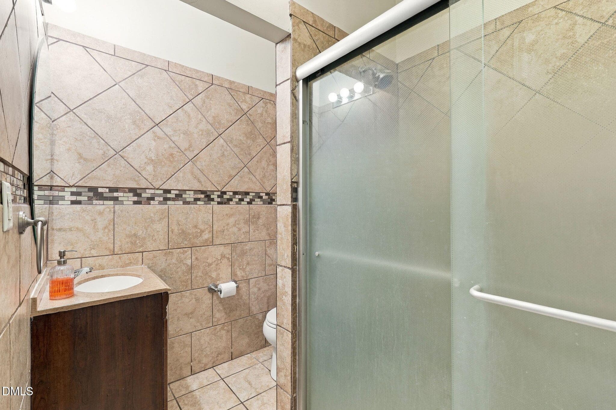 37-web-or-mls-IMG_0601 - 3665 Althorp Drive, Raleigh, NC 27616