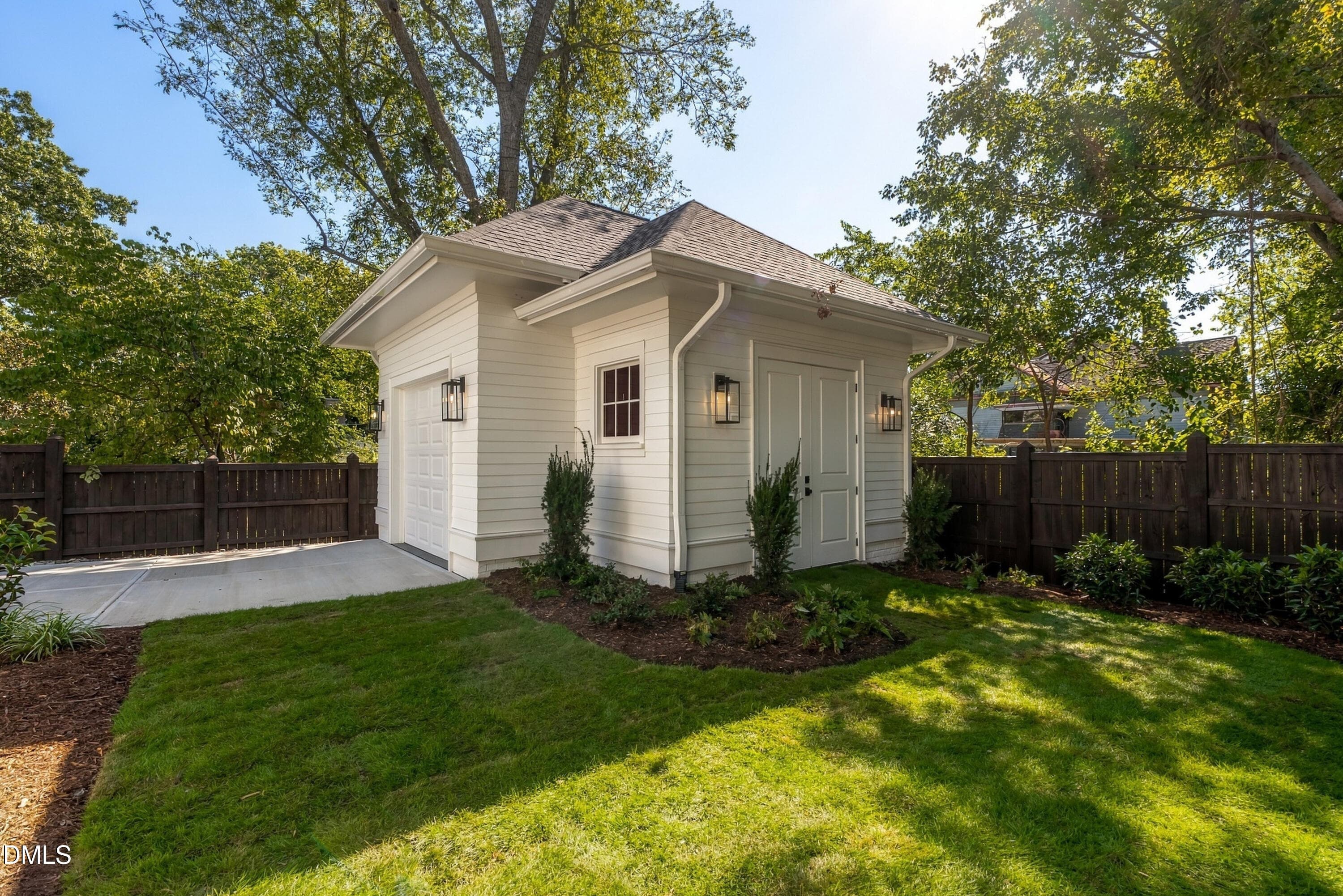 Backyard - 205 Park Avenue, Raleigh, NC 27605