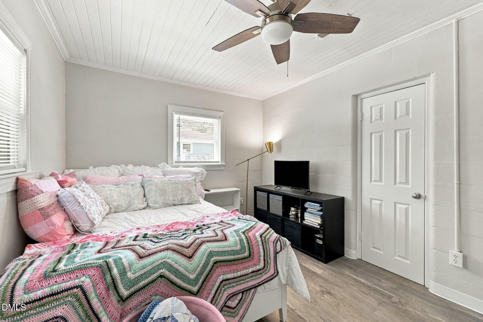 25-web-or-mls-IMG_6146 - 414 W Horton Street, Zebulon, NC 27597