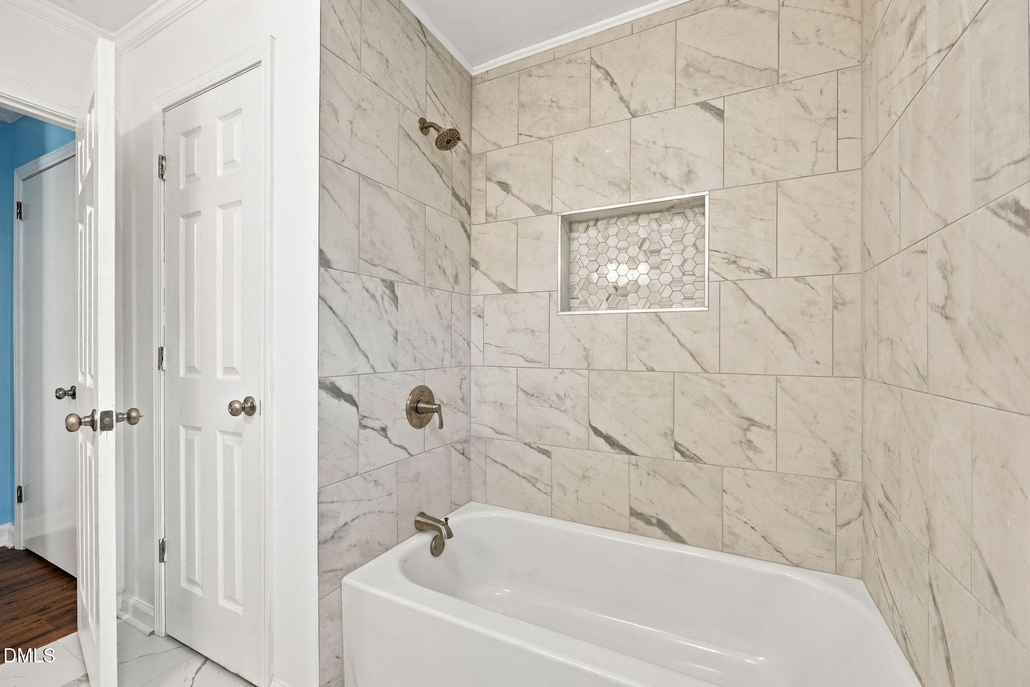 21-web-or-mls-IMG_0342 - 532 Oakwood Lane, Graham, NC 27253