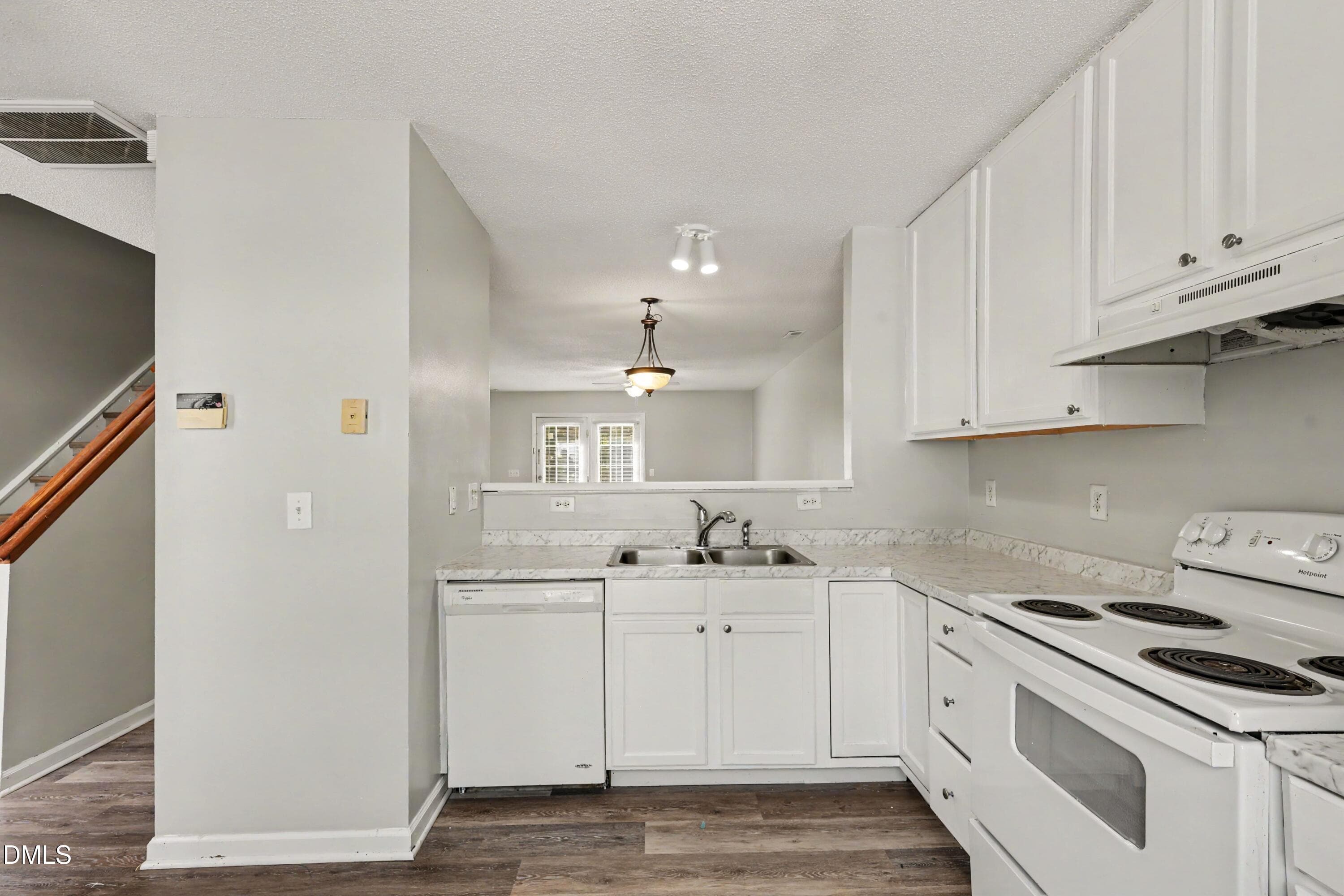 011_file_8046 - 5635 Fieldcross Court, Raleigh, NC 27610