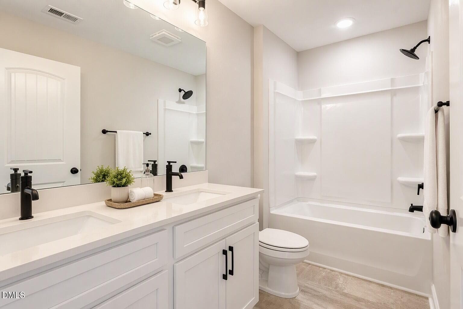 8 OM Hall Bath - 1974 Palmer Drive, Graham, NC 27253