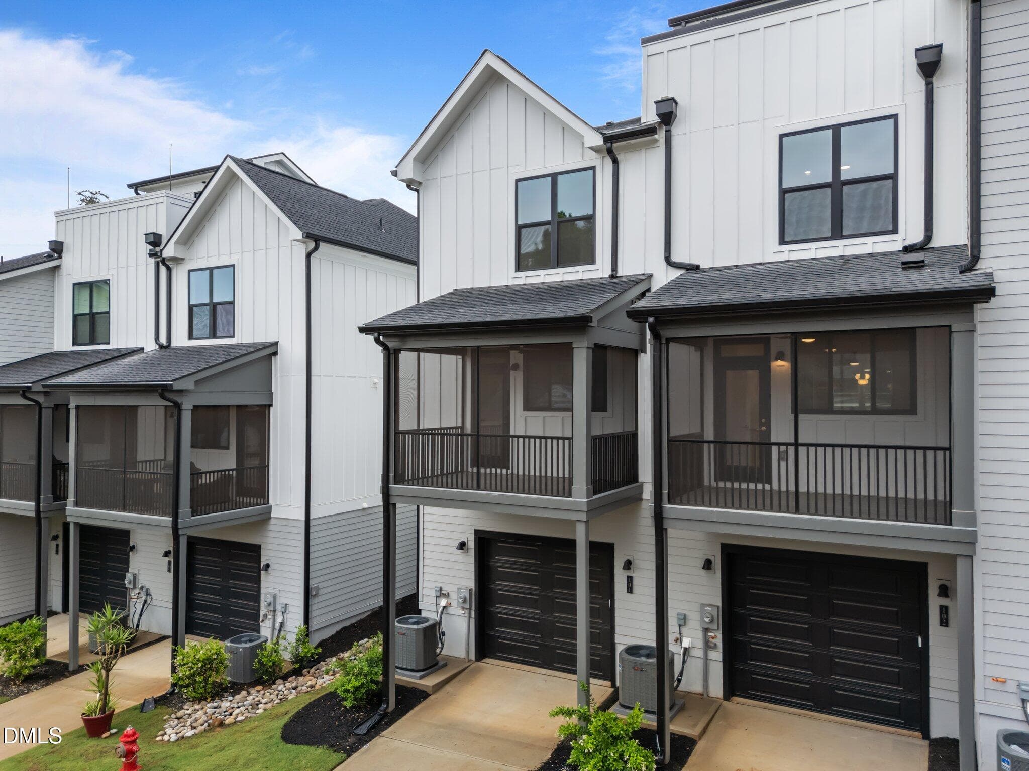 1-web-or-mls-DJI_20250513101242_0404_D - 710 W North Street 101, Raleigh, NC 27603