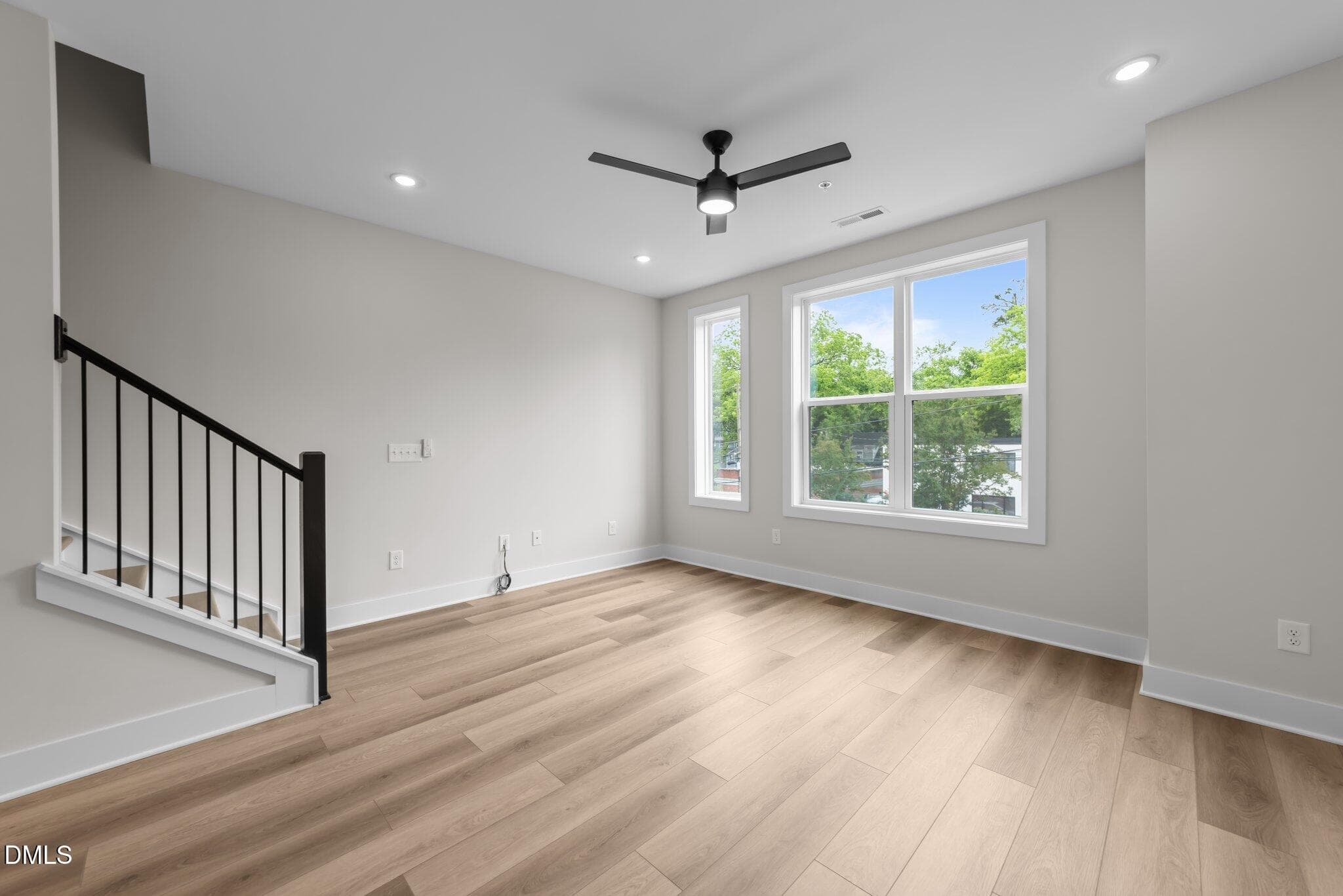 21-web-or-mls-3D5A1760 - 710 W North Street 101, Raleigh, NC 27603