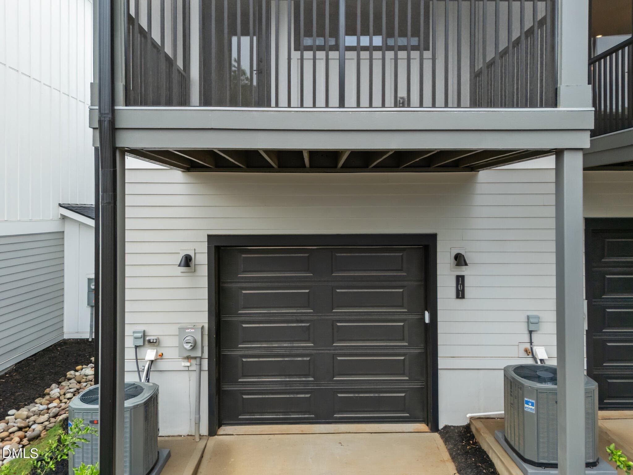 38-web-or-mls-DJI_20250513101224_0403_D - 710 W North Street 101, Raleigh, NC 27603