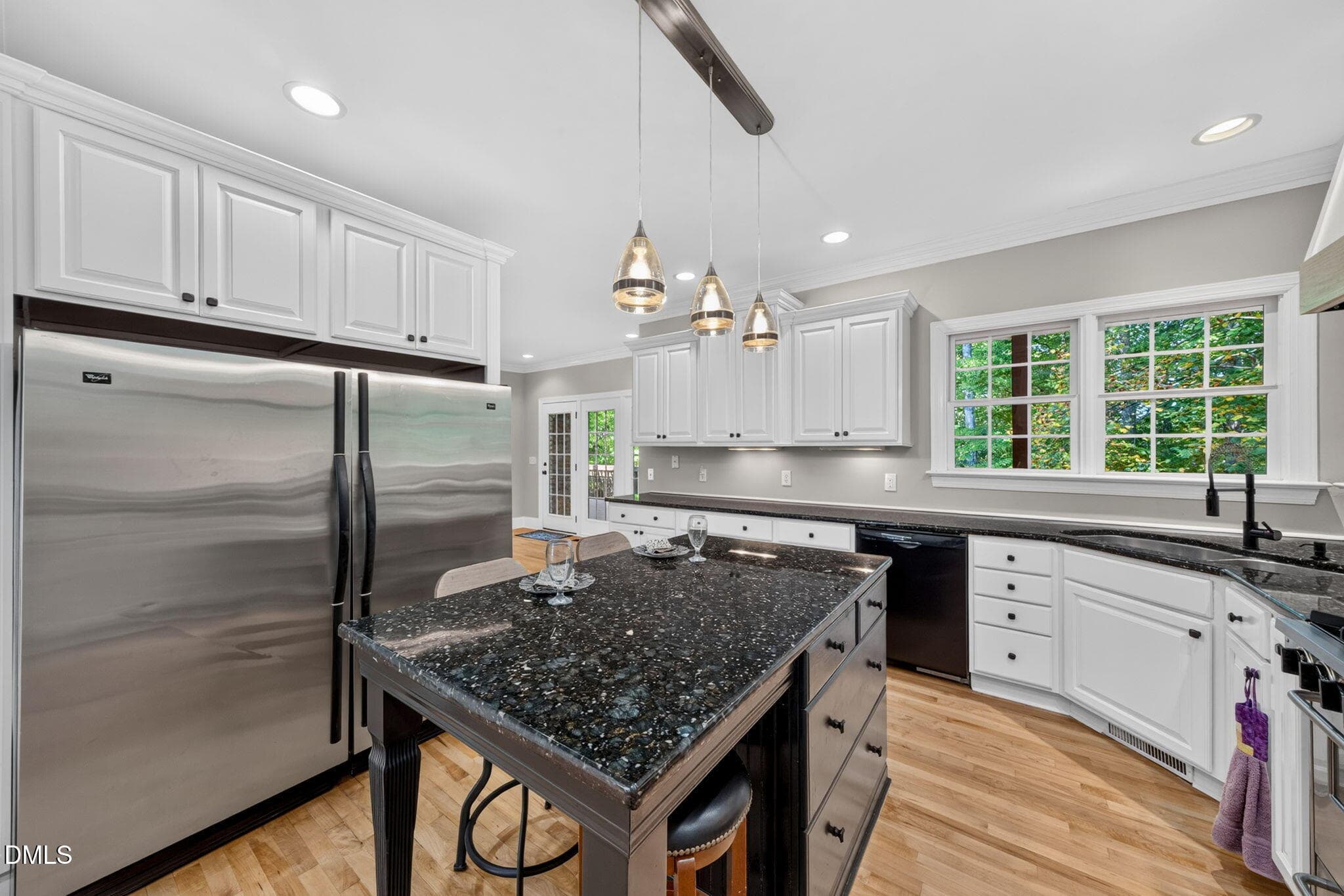 62-web-or-mls-12624 Six Forks Road - 62 - 12624 Six Forks Road, Raleigh, NC 27614
