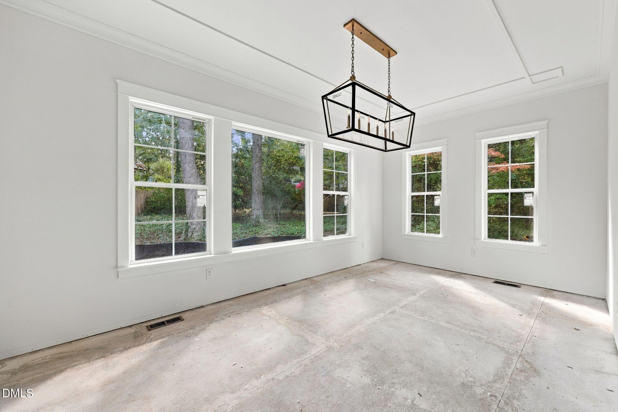 21-web-or-mls-IMG_9275 - 7300 Valleycross Circle, Raleigh, NC 27615