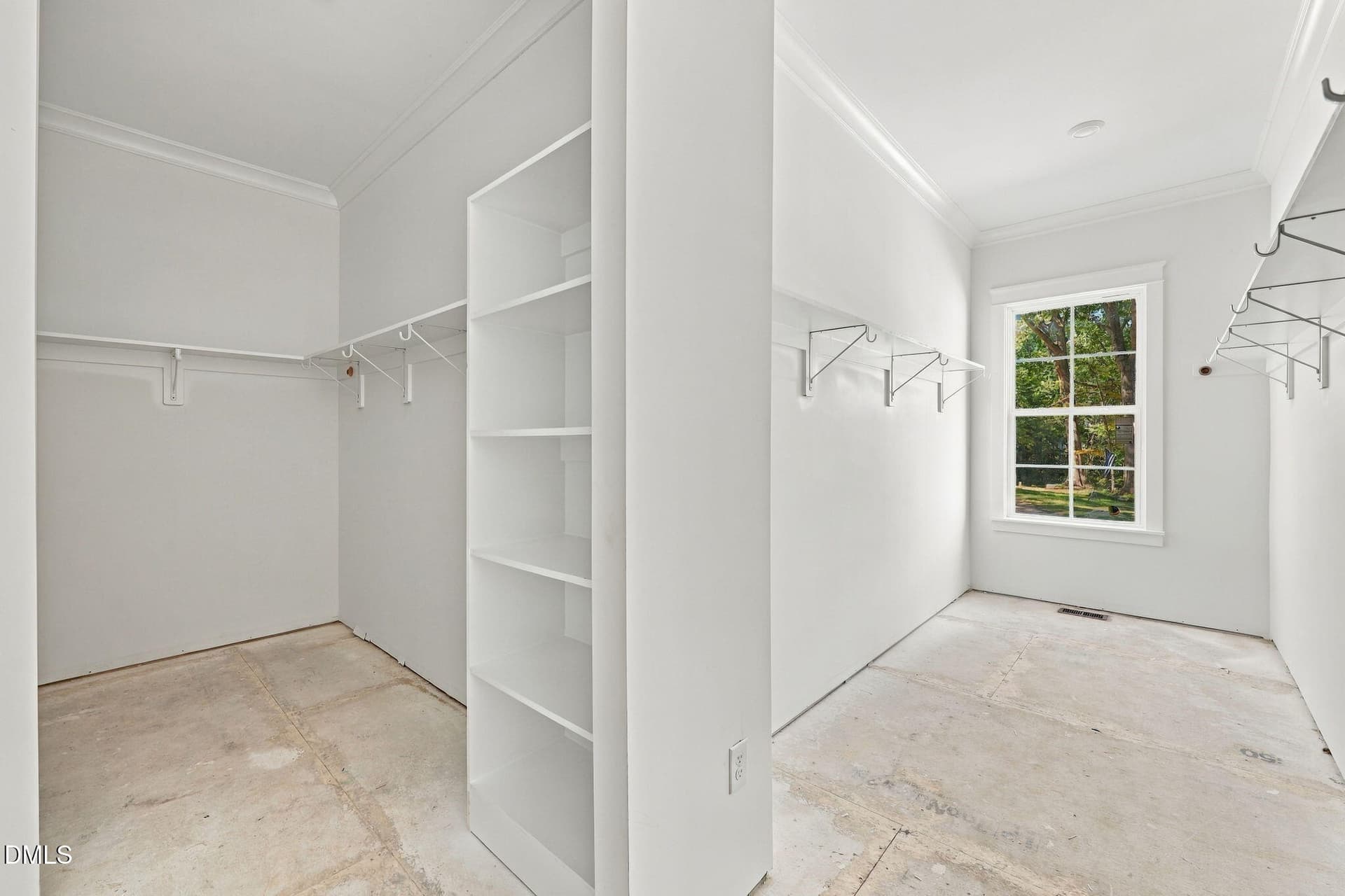 37-web-or-mls-IMG_9326 - 7300 Valleycross Circle, Raleigh, NC 27615