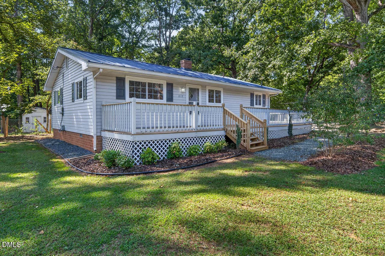 2119 Irvin Circle, Chapel Hill, NC 27514