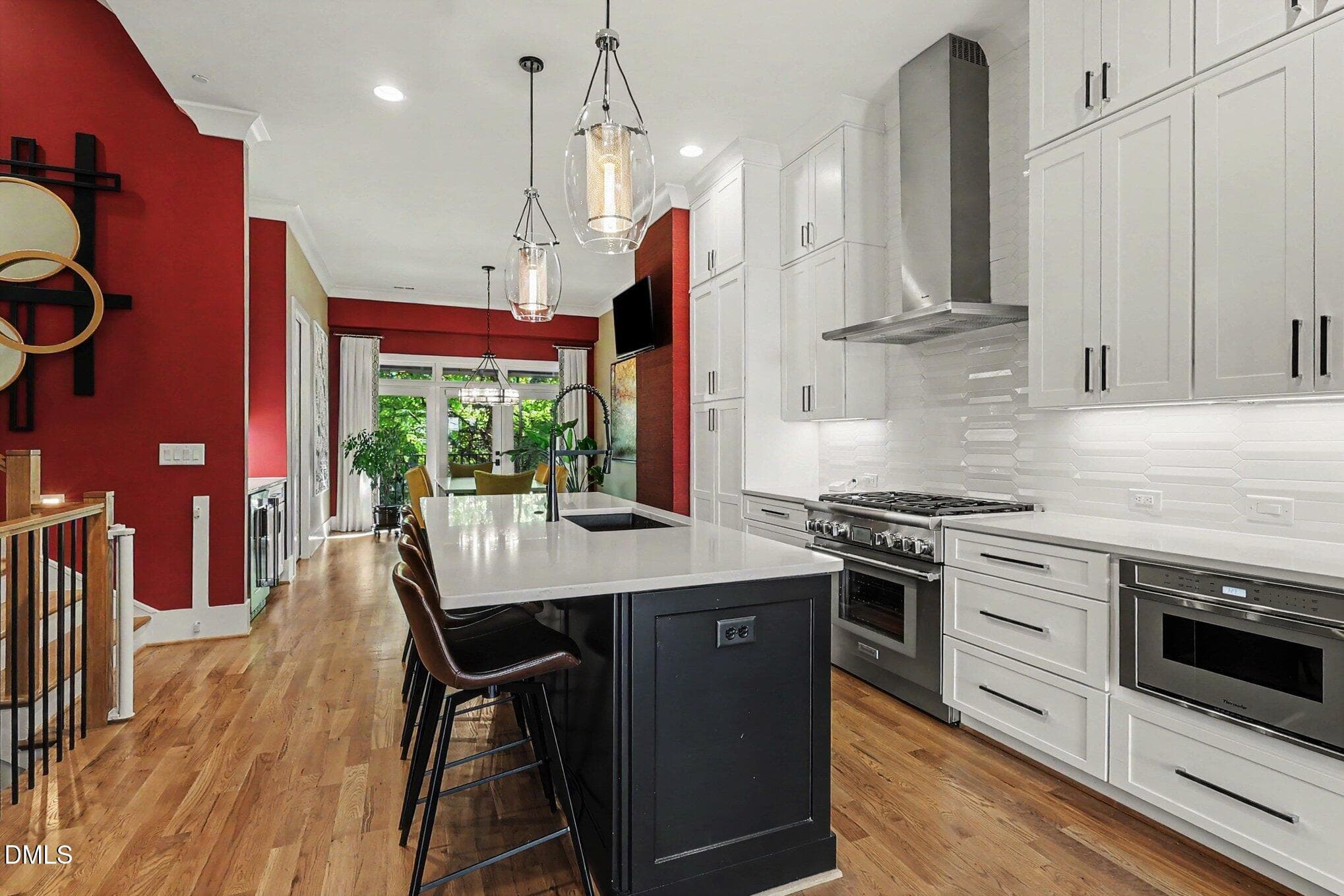 008_file_9566 - 2121 Oberlin Village Drive 105, Raleigh, NC 27605