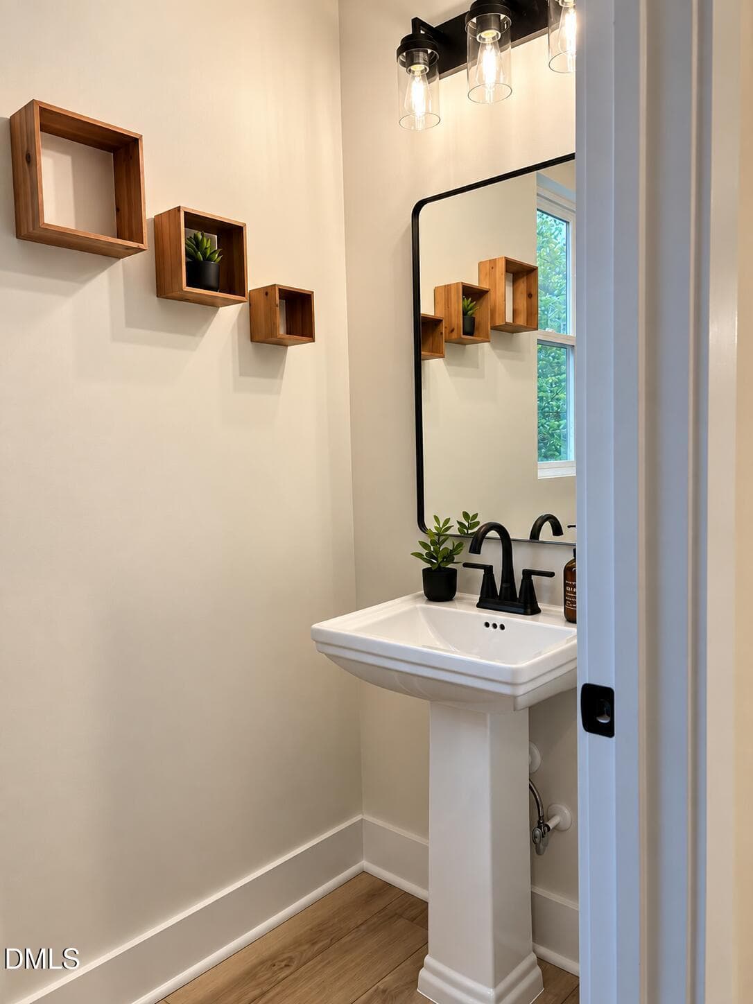 8E65E424-053B-4F0C-8CF0-6C250E3EC301 - 720 Oakwood Avenue 102, Raleigh, NC 27601