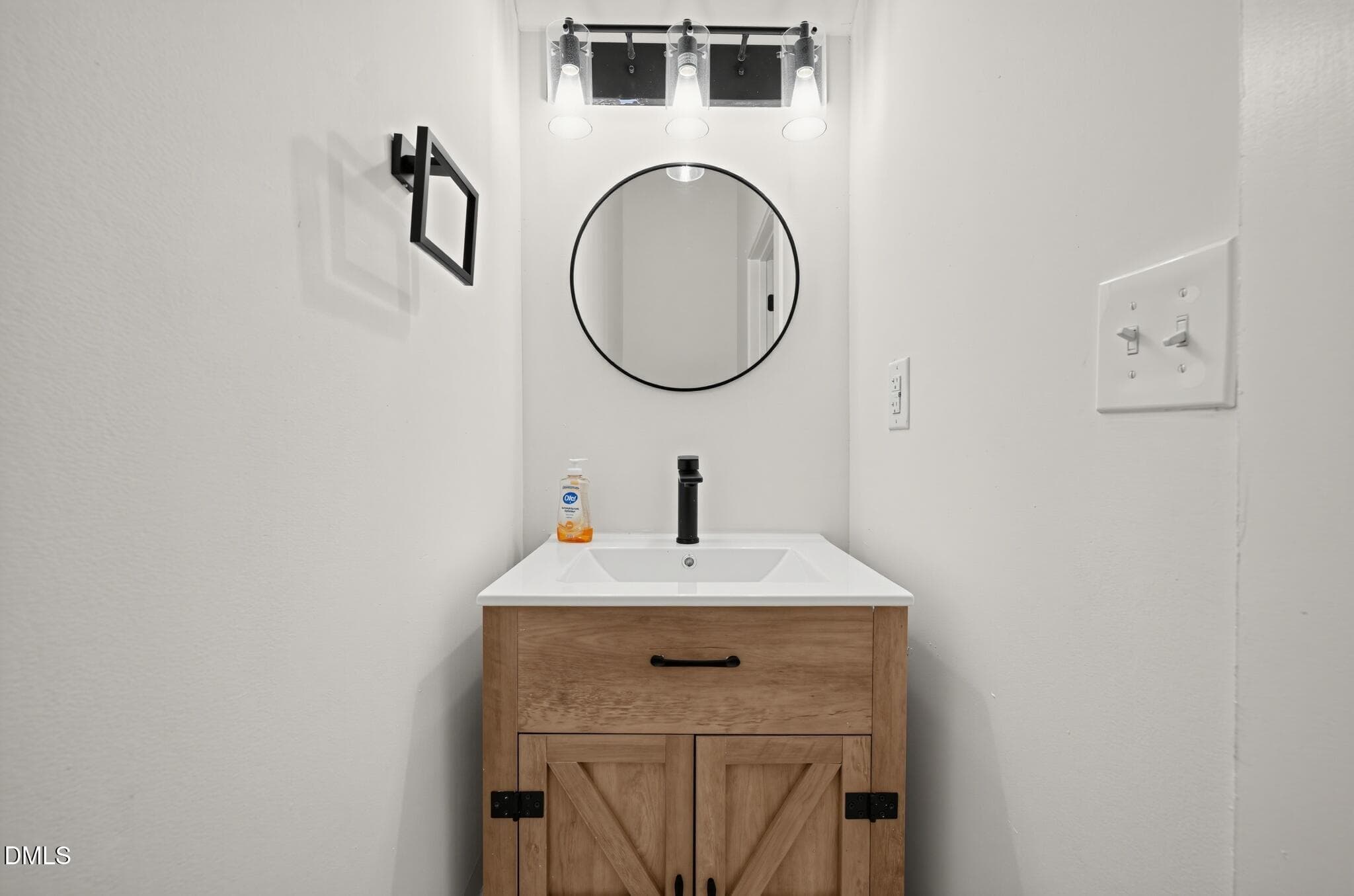 Powder Room - 419 Atlantic Avenue, Rocky Mount, NC 27801