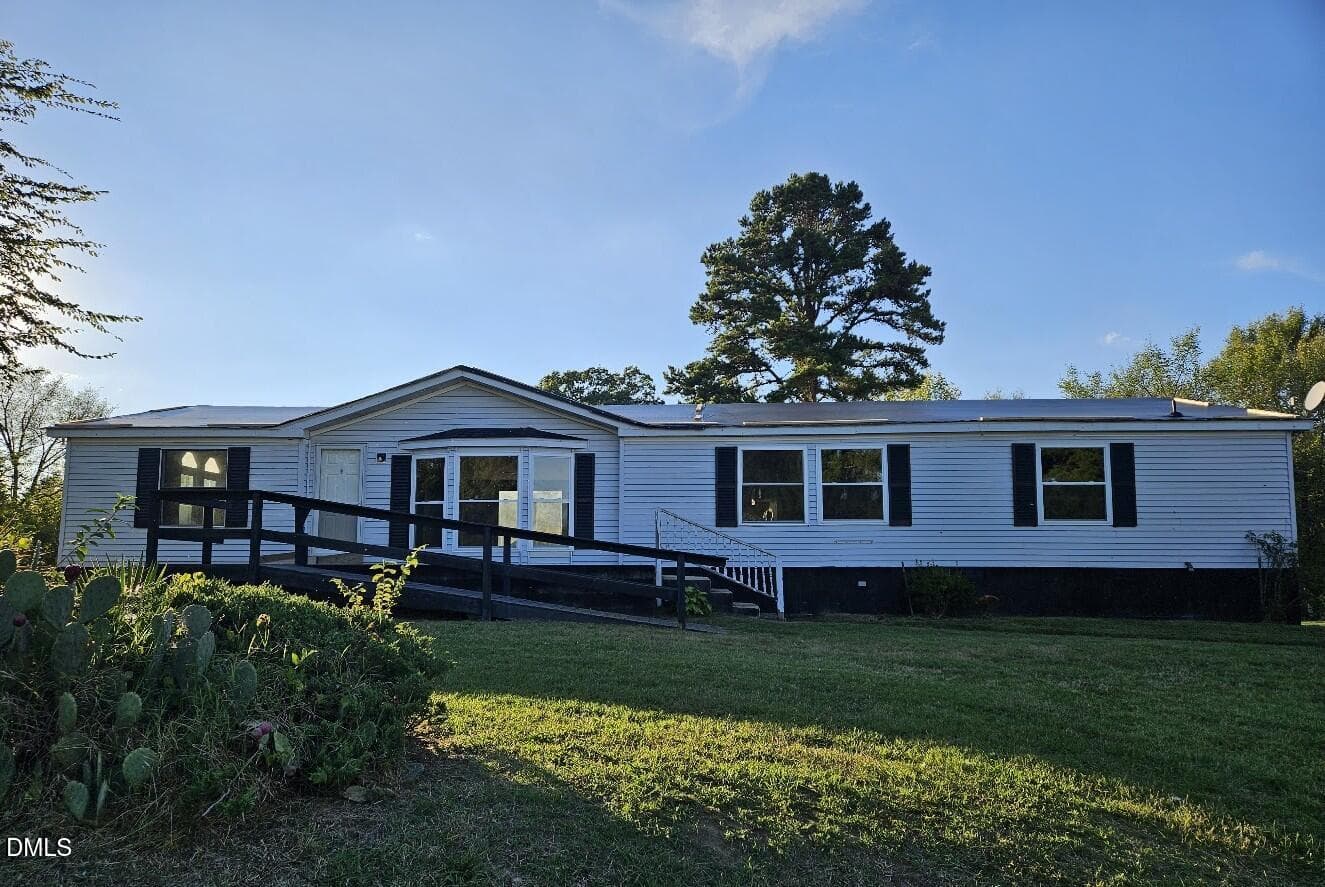 6739 Nc-119, Leasburg, NC 27291