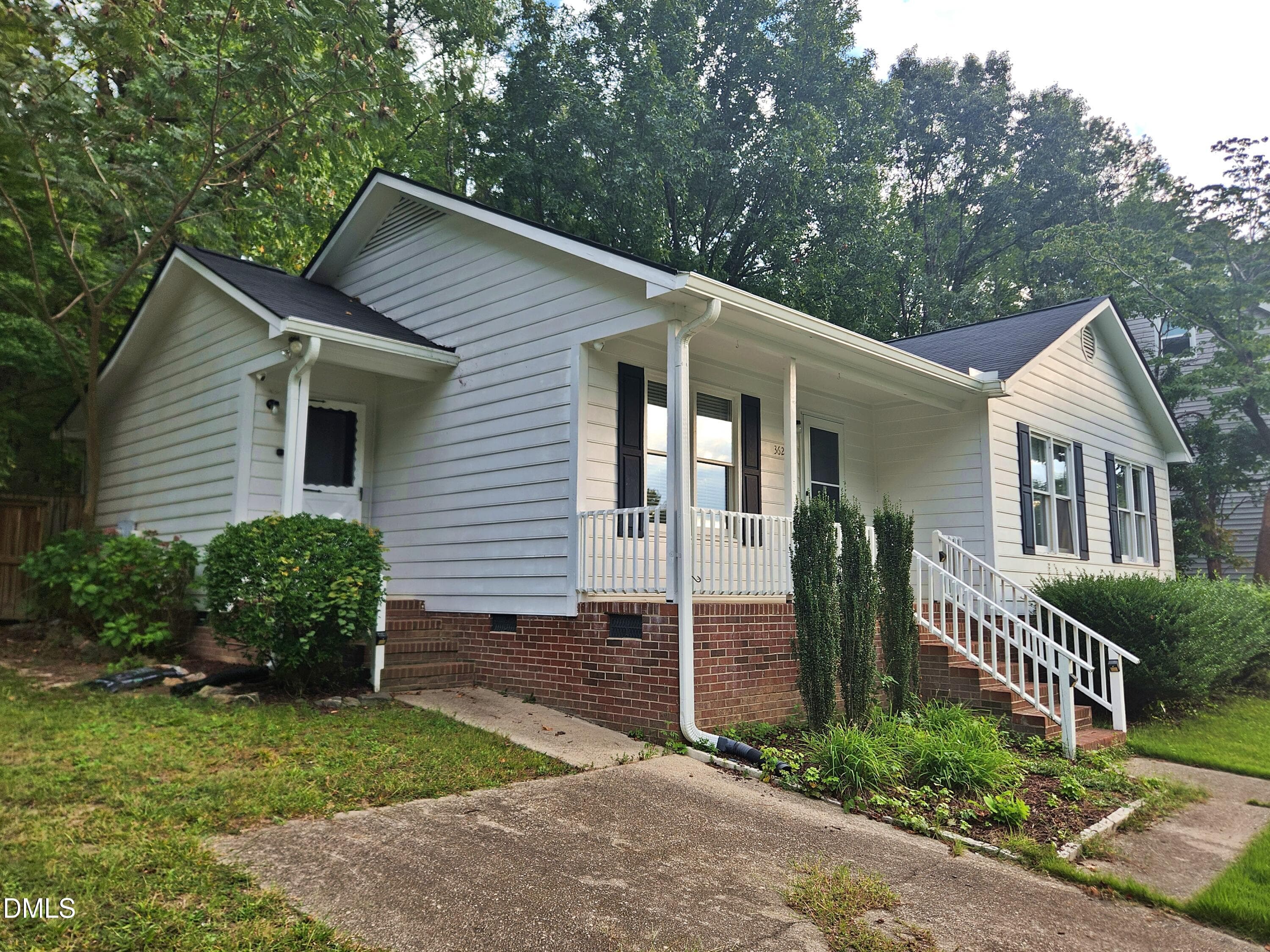 Front left a - 3620 Iron Sight Court, Raleigh, NC 27616