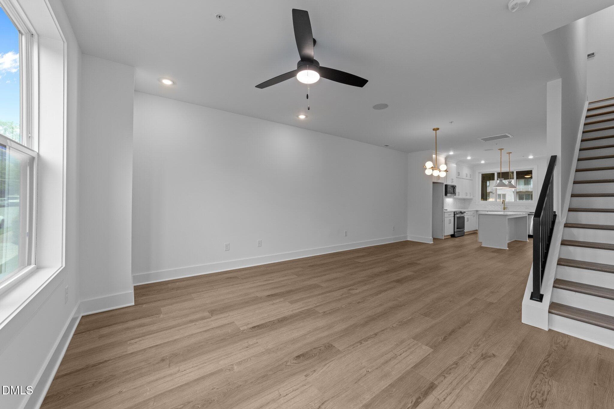 19-web-or-mls-3D5A1673 - 710 W North Street 102, Raleigh, NC 27603