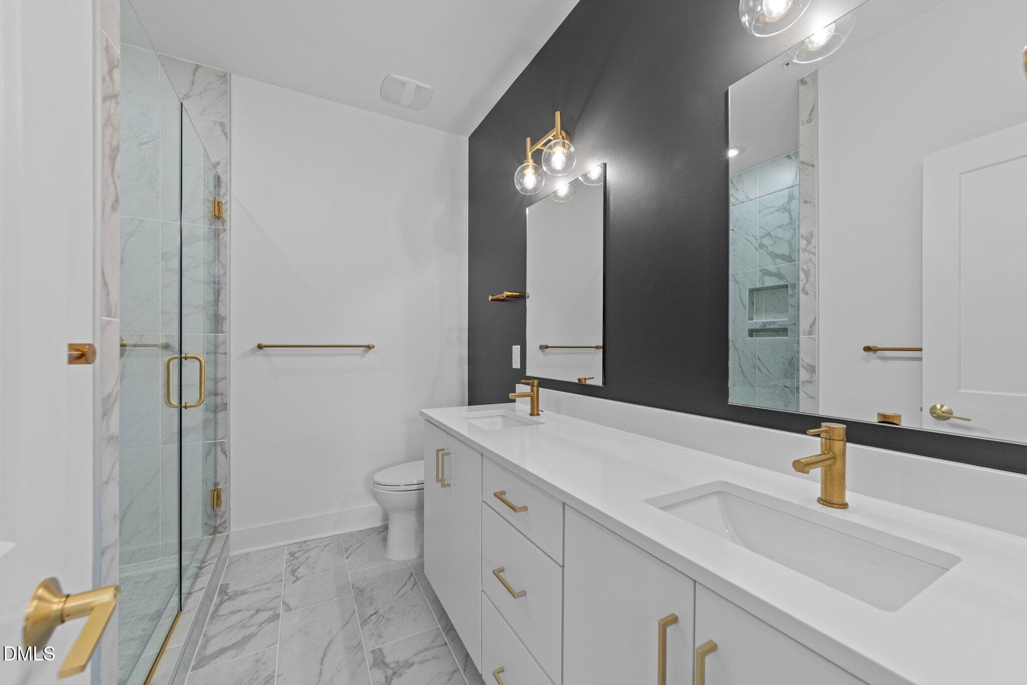 31-web-or-mls-3D5A1712 - 710 W North Street 102, Raleigh, NC 27603