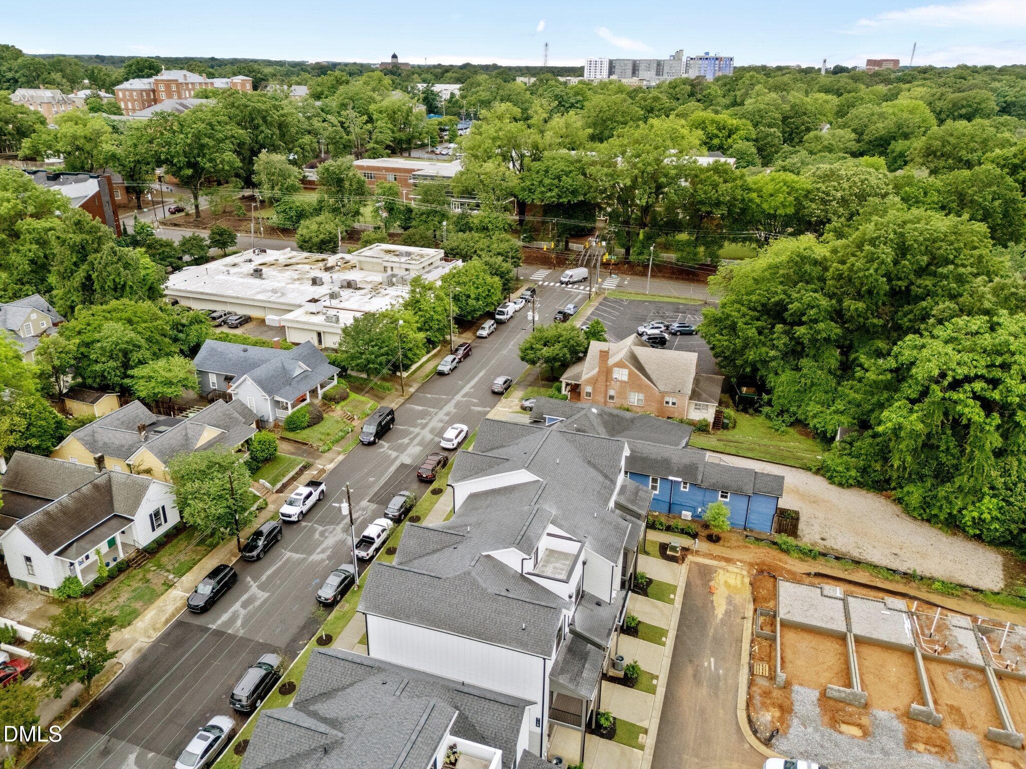 46-web-or-mls-DJI_20250513101746_0422_D - 710 W North Street 102, Raleigh, NC 27603
