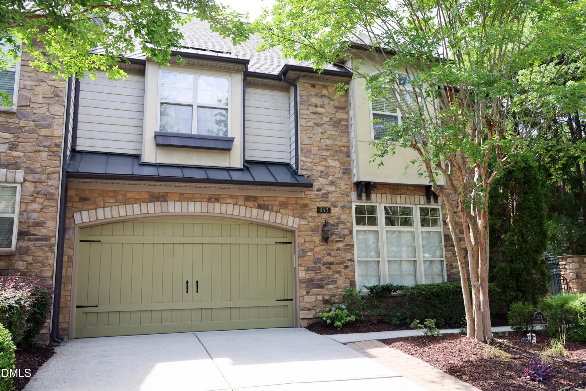 01_beyc6a49808c99fc9 - 333 Sunstone Drive, Cary, NC 27519