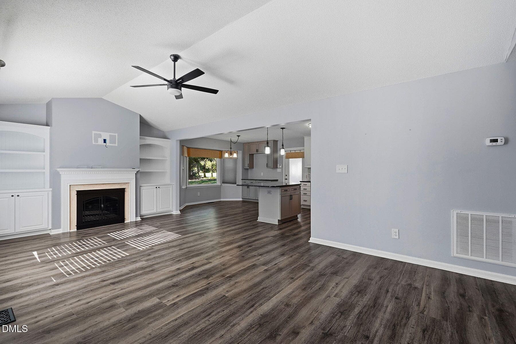 Living - 100 Farmington Drive, Clayton, NC 27520
