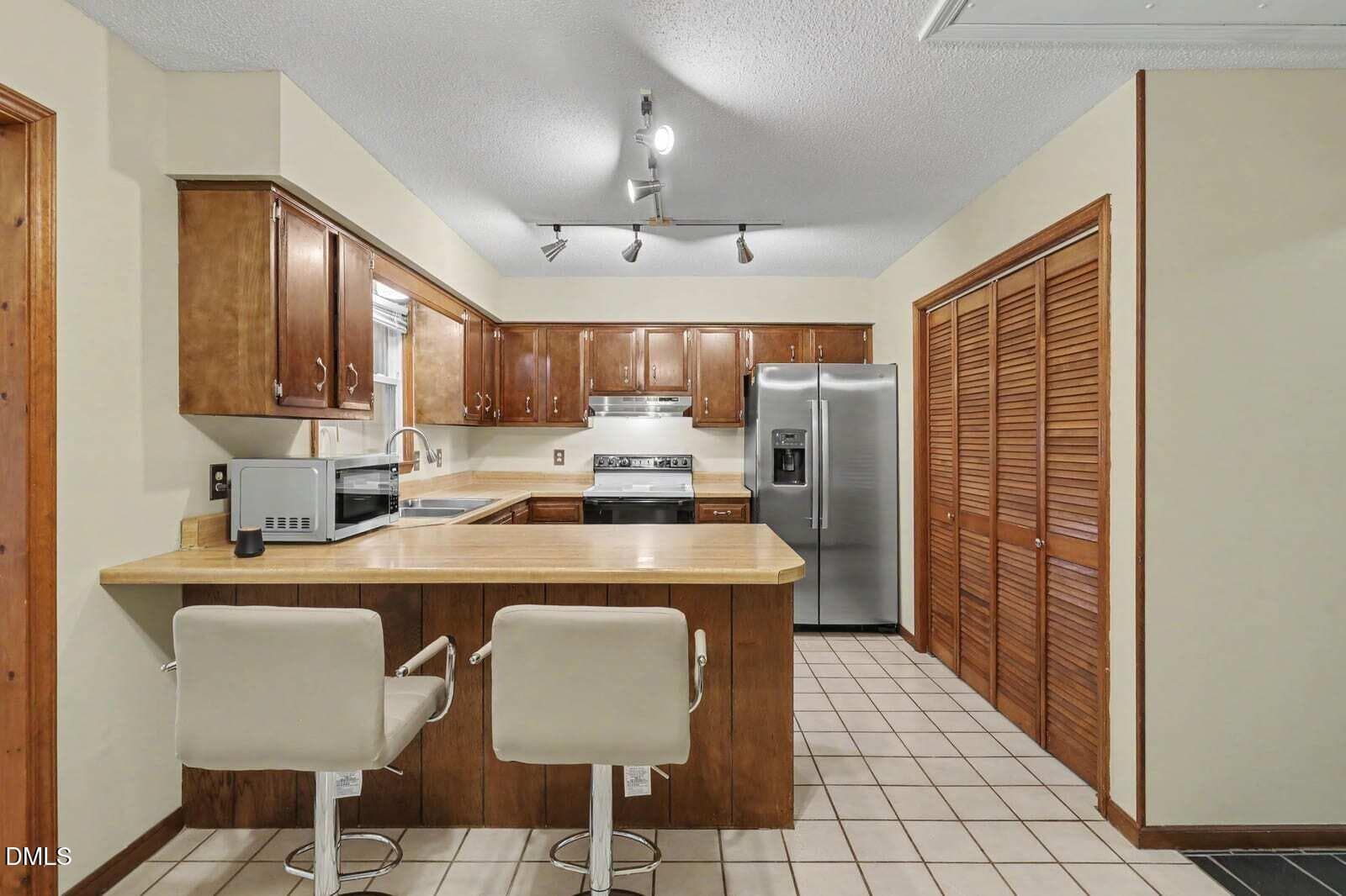Kitchen - 5409 Doe Lane, Apex, NC 27539