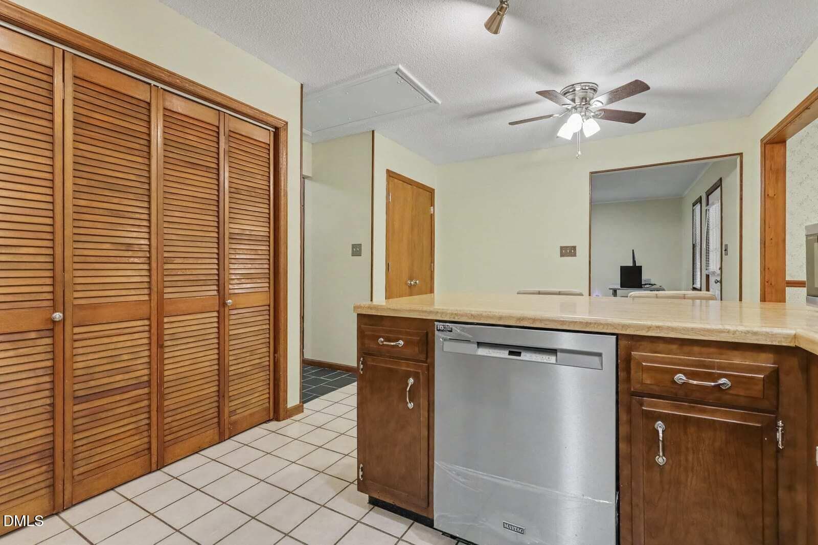 Kitchen - 5409 Doe Lane, Apex, NC 27539