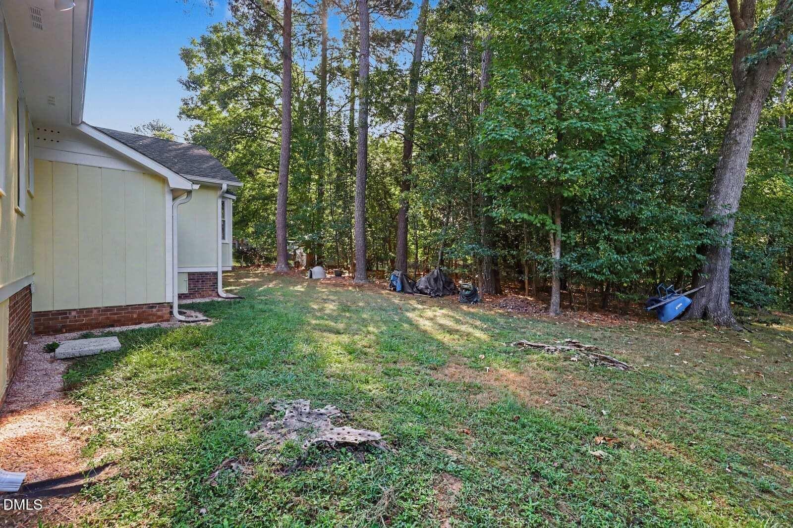 Yard - 5409 Doe Lane, Apex, NC 27539