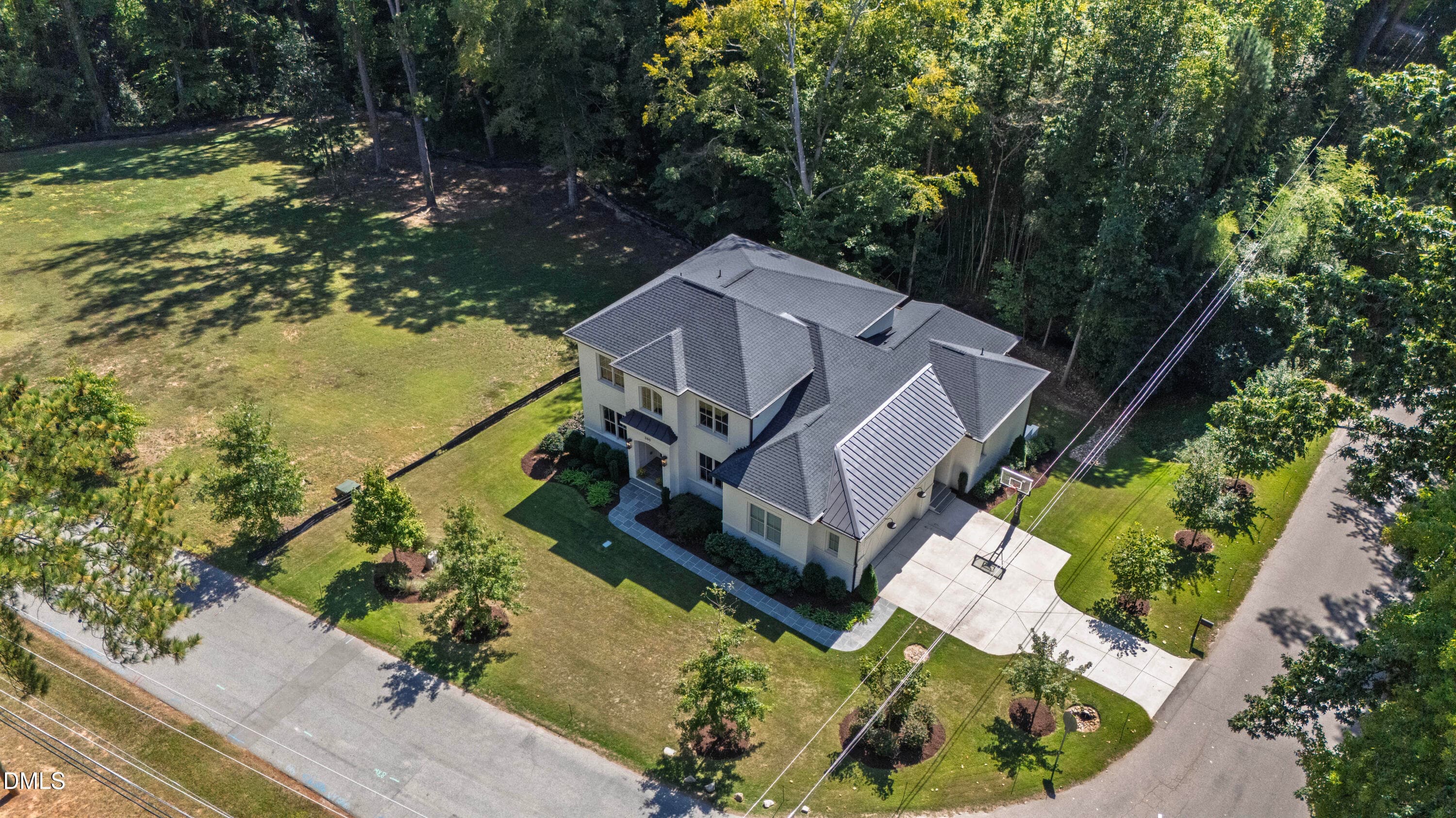 Pasquotank (1) - 200 Pasquotank Drive, Raleigh, NC 27609, Raleigh