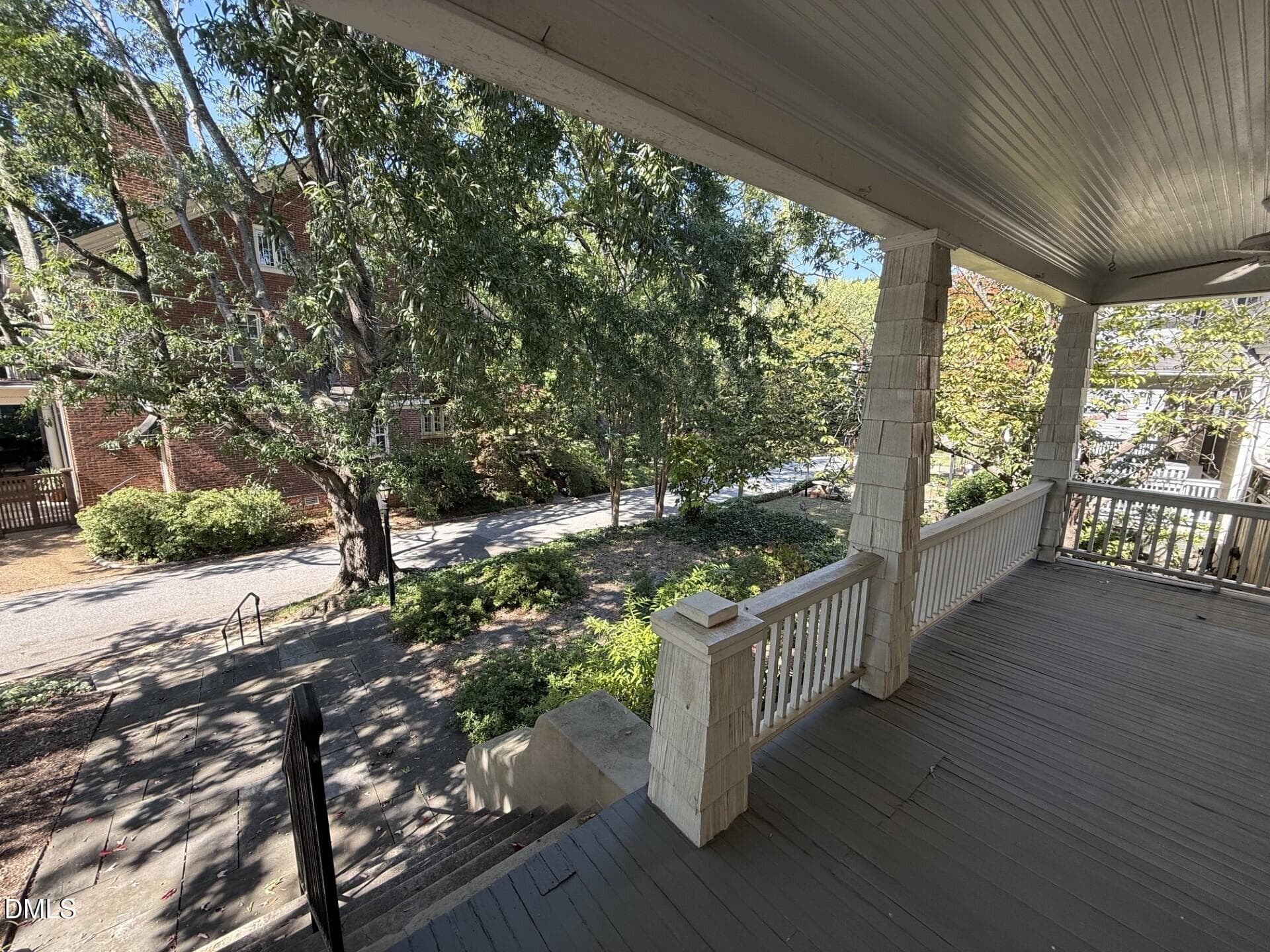 ab822346-f26a-439c-890c-31a217744c42 - 114 E Park Drive, Raleigh, NC 27605